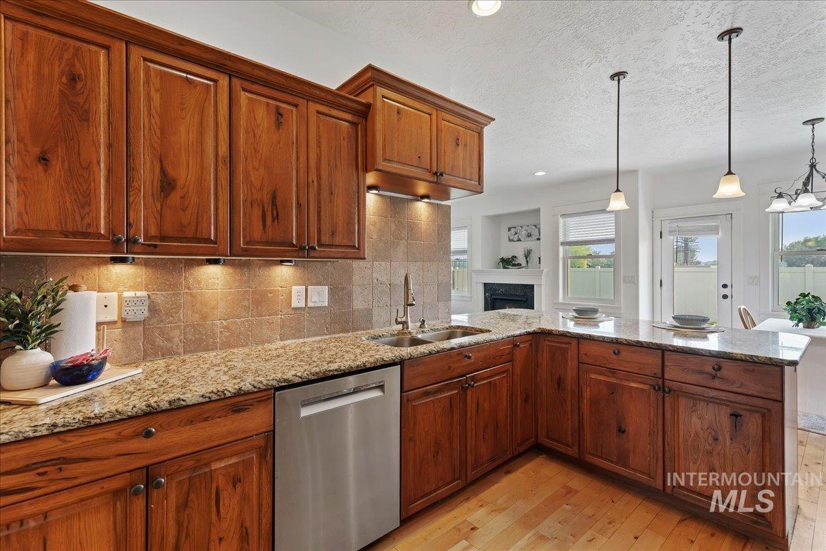 9466 S Kelsan Ave, Kuna, Idaho 83634, 4 Bedrooms, 2.5 Bathrooms, Residential For Sale, Price $699,900, 98997571