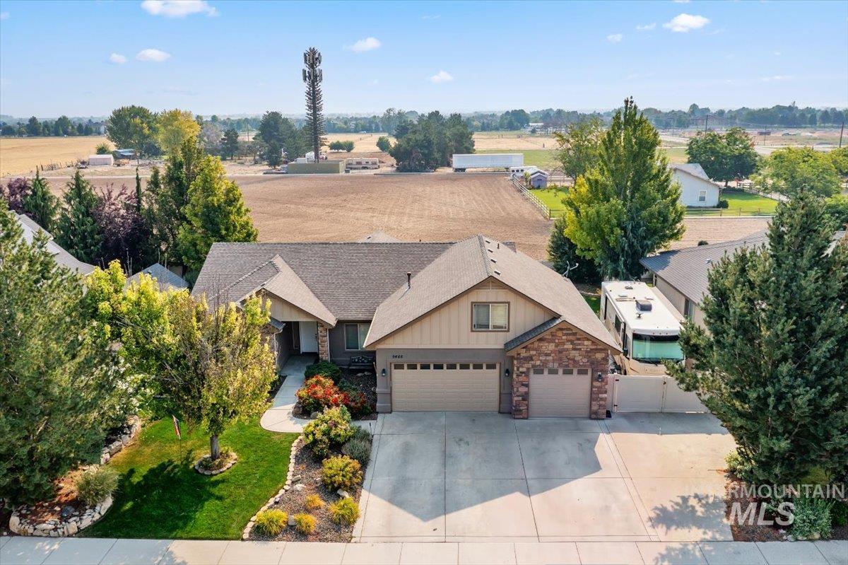9466 S Kelsan Ave, Kuna, Idaho 83634, 4 Bedrooms, 2.5 Bathrooms, Residential For Sale, Price $699,900, 98997571