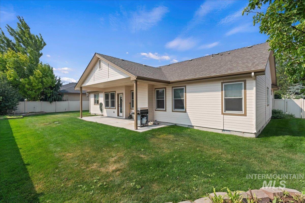 9466 S Kelsan Ave, Kuna, Idaho 83634, 4 Bedrooms, 2.5 Bathrooms, Residential For Sale, Price $699,900, 98997571