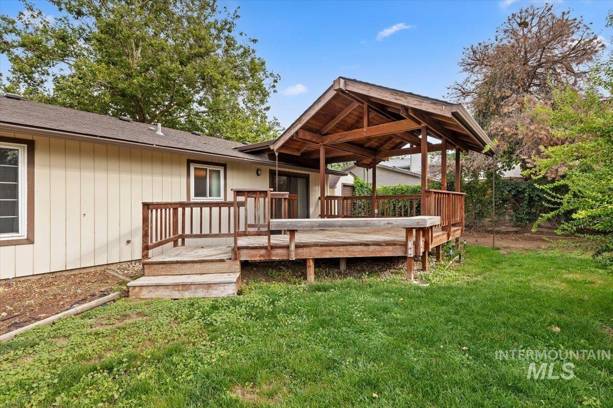 3388 N Buckboard Way, Boise, Idaho 83713, 3 Bedrooms, 2 Bathrooms, Residential For Sale, Price $395,000, 98997572