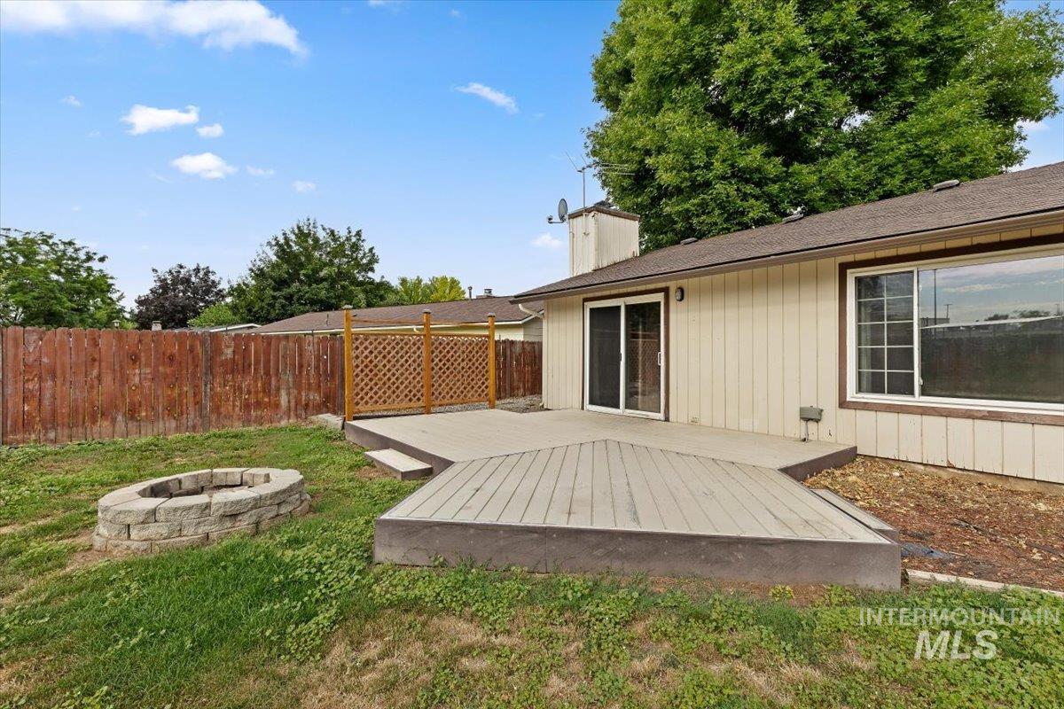 3388 N Buckboard Way, Boise, Idaho 83713, 3 Bedrooms, 2 Bathrooms, Residential For Sale, Price $395,000, 98997572