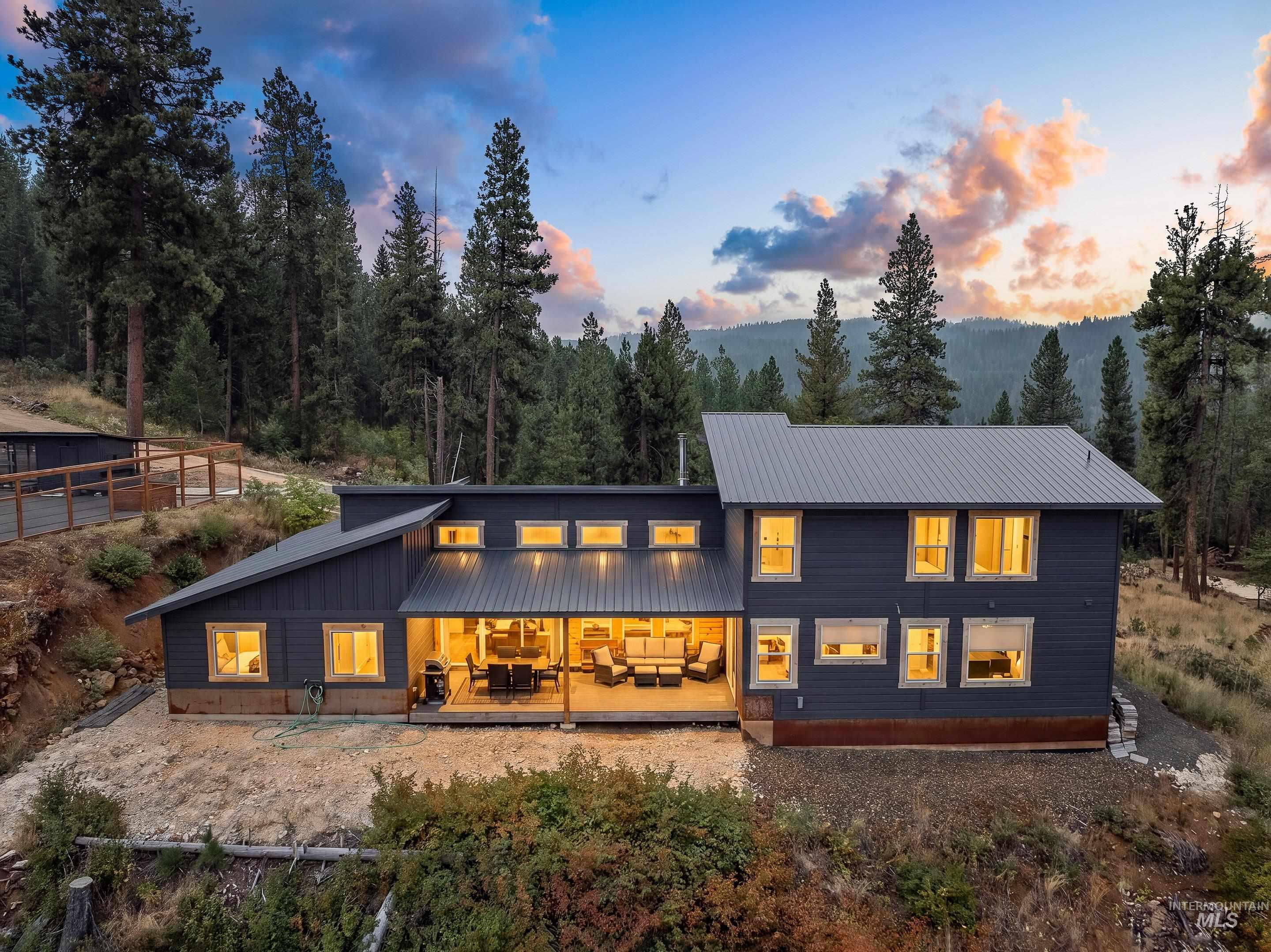22 Dust Court, Boise, Idaho 83716, 3 Bedrooms, 3.5 Bathrooms, Residential For Sale, Price $1,100,000, 98997577