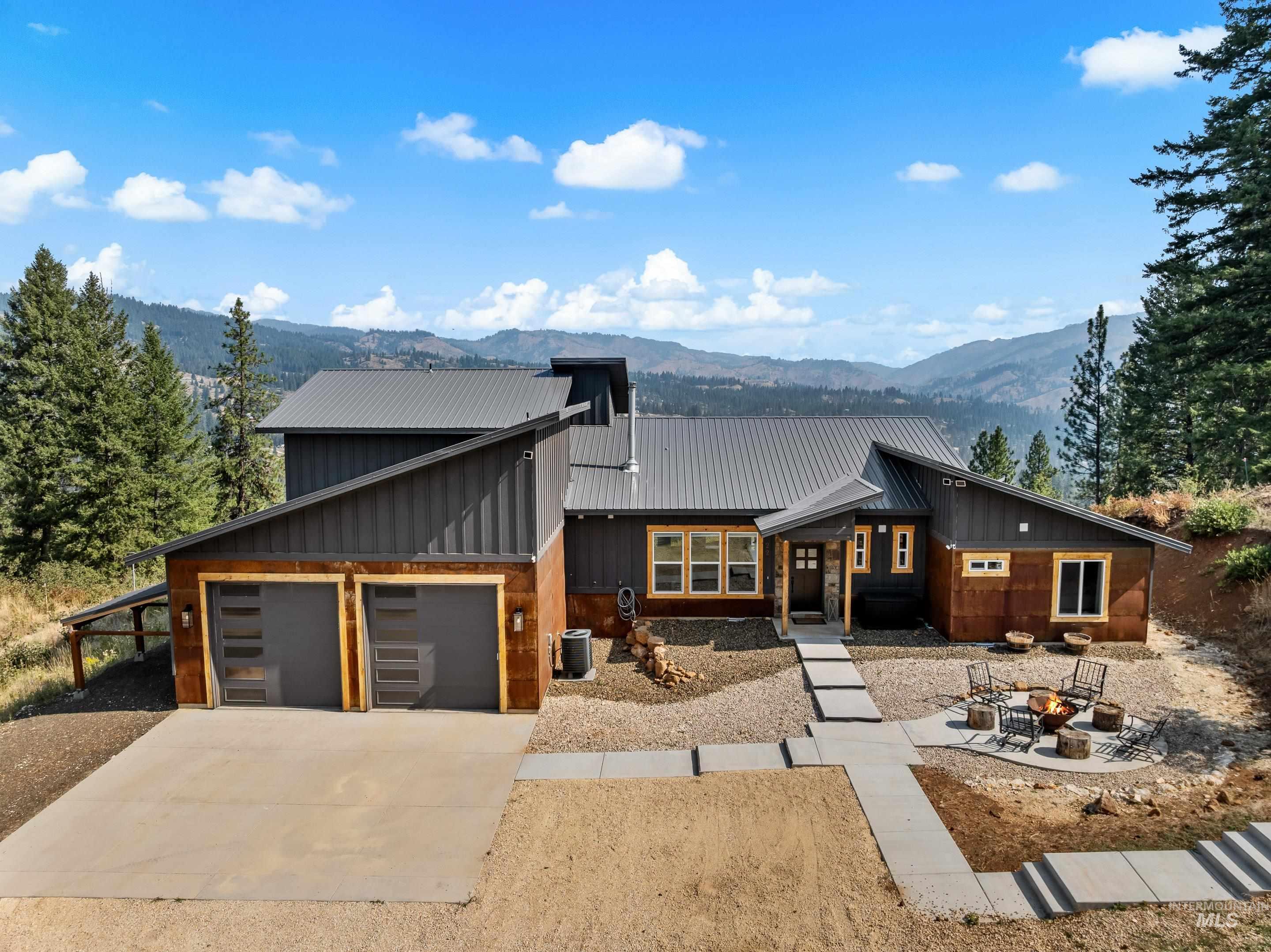 22 Dust Court, Boise, Idaho 83716, 3 Bedrooms, 3.5 Bathrooms, Residential For Sale, Price $1,100,000, 98997577