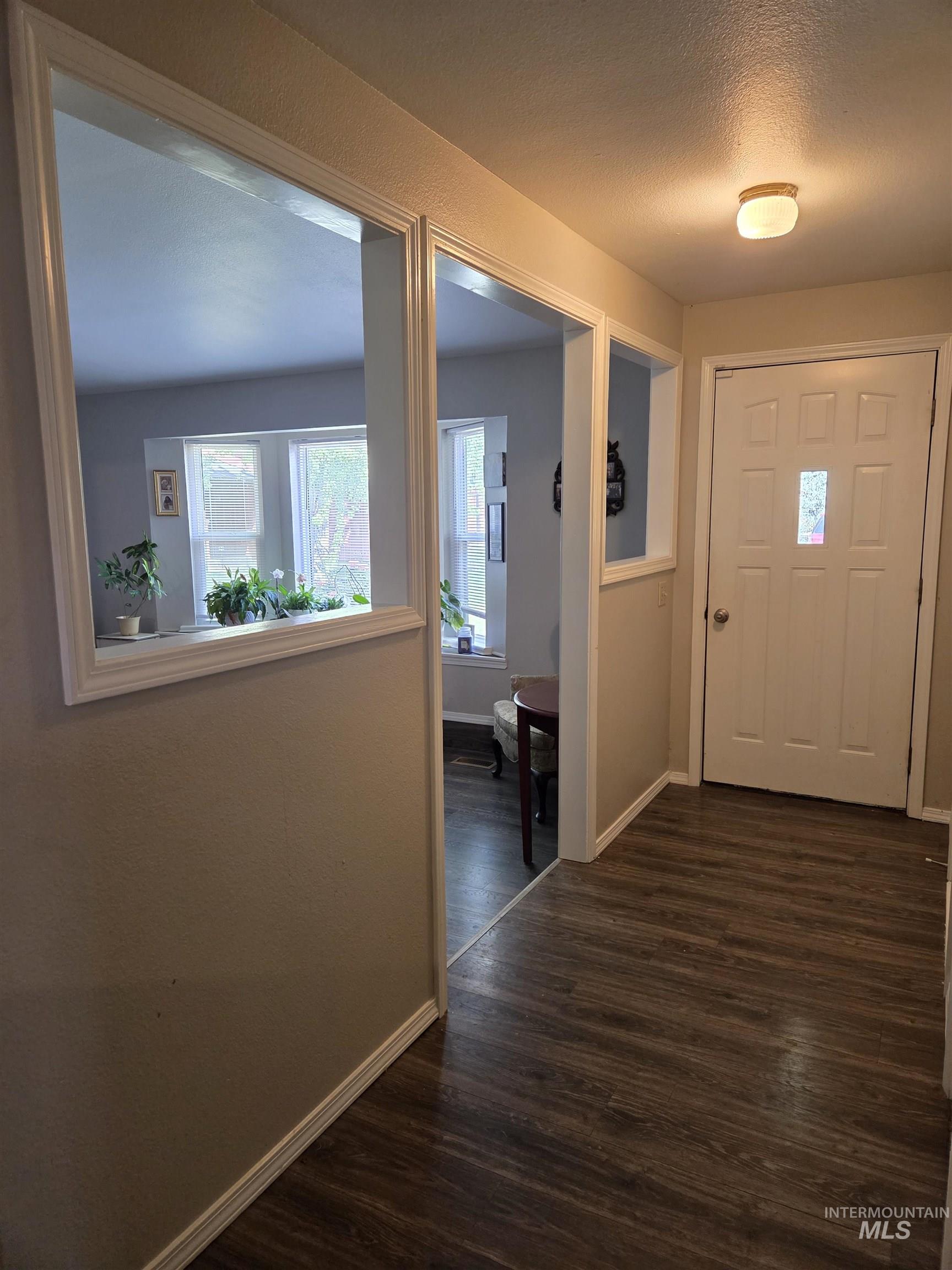 7382 W Danbury Ct, Boise, Idaho 83709, 3 Bedrooms, 2 Bathrooms, Residential For Sale, Price $404,000,MLS 98997578