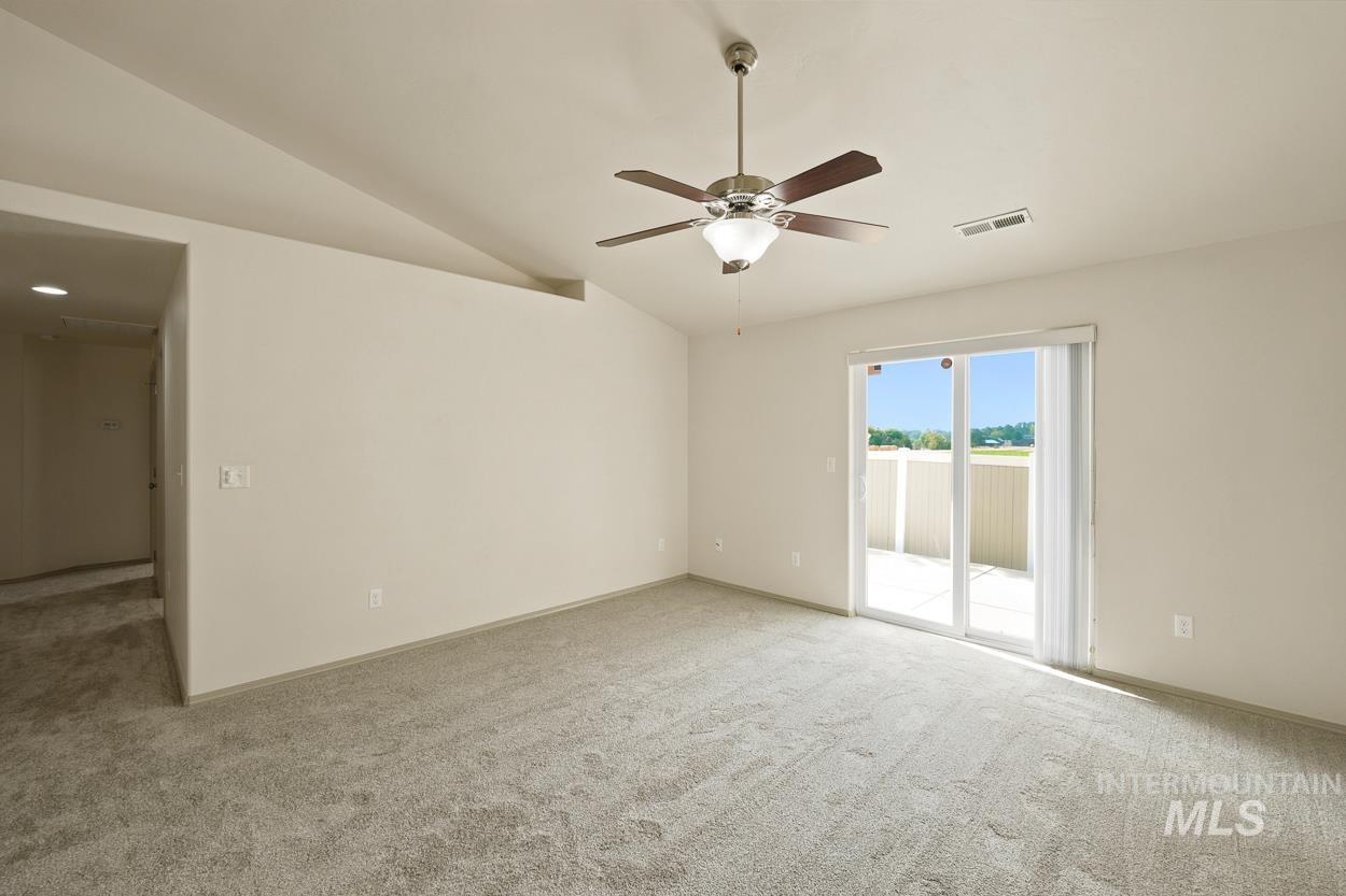3885 S Windy Ridge Dr, Nampa, Idaho 83686, 3 Bedrooms, 2 Bathrooms, Residential For Sale, Price $369,900,MLS 98997579