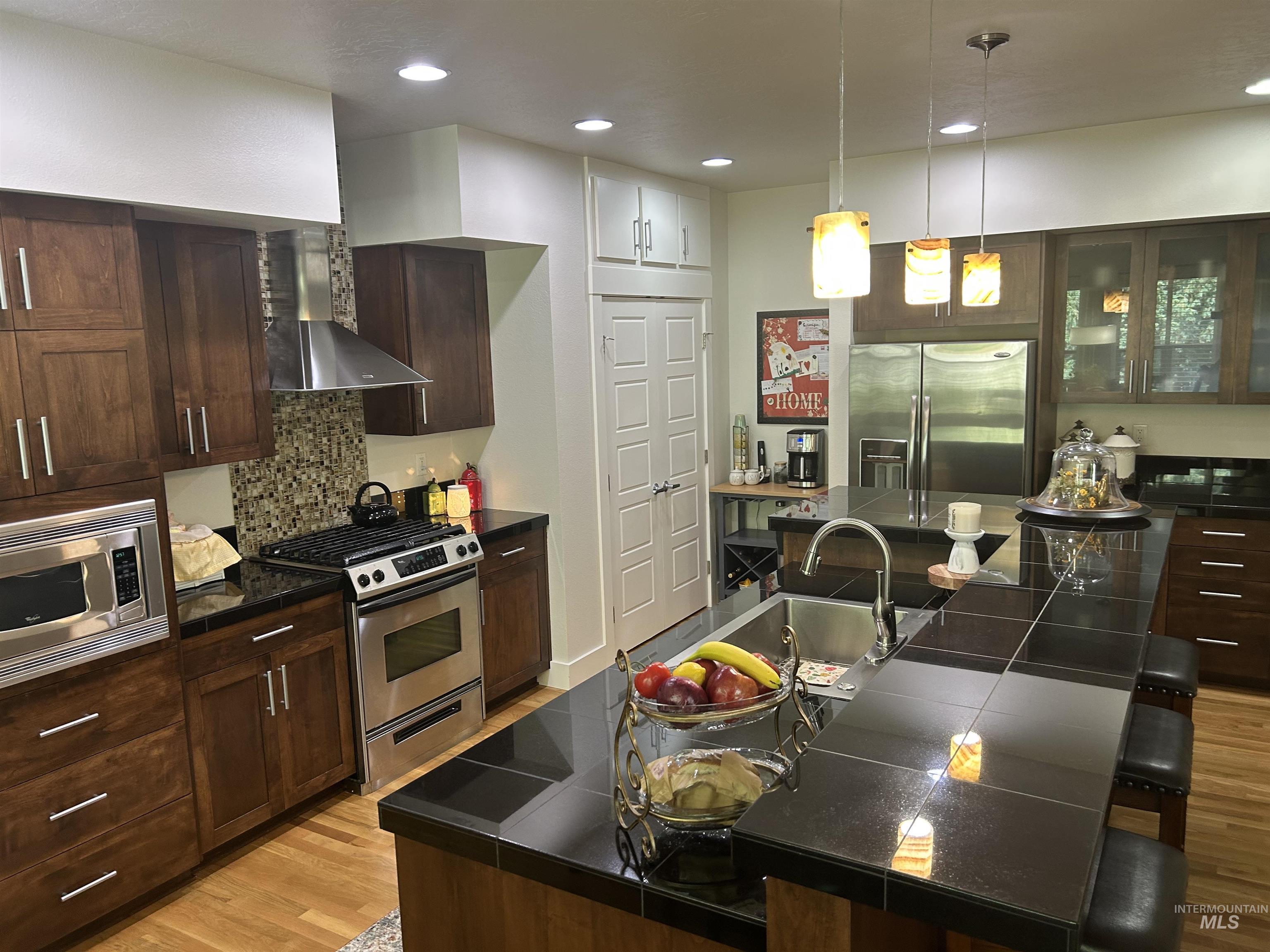 1862 W Pachino, Meridian, Idaho 83646, 3 Bedrooms, 2.5 Bathrooms, Residential For Sale, Price $665,000, 98997580