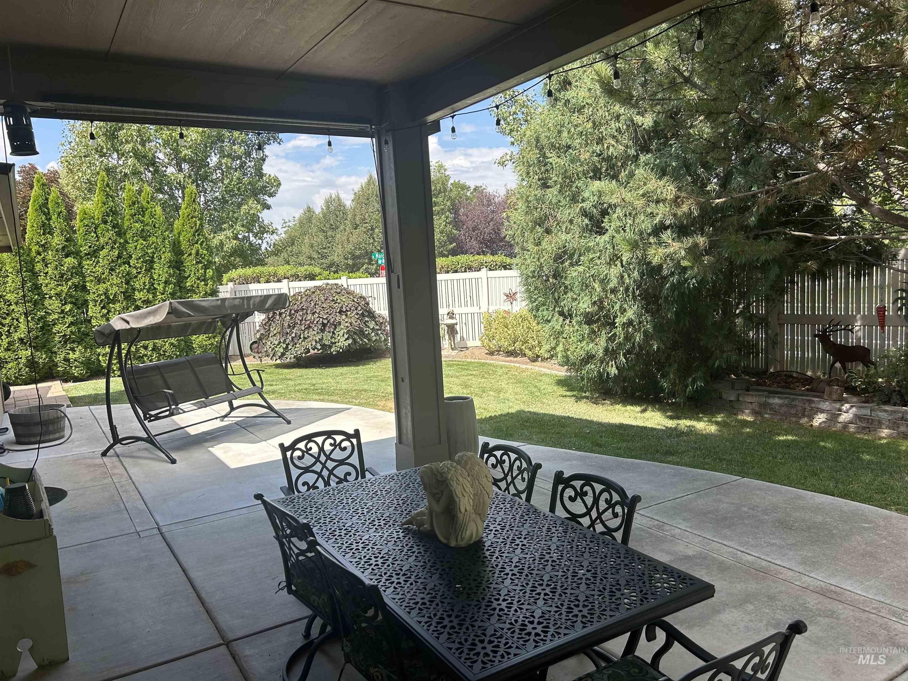 1862 W Pachino, Meridian, Idaho 83646, 3 Bedrooms, 2.5 Bathrooms, Residential For Sale, Price $665,000, 98997580
