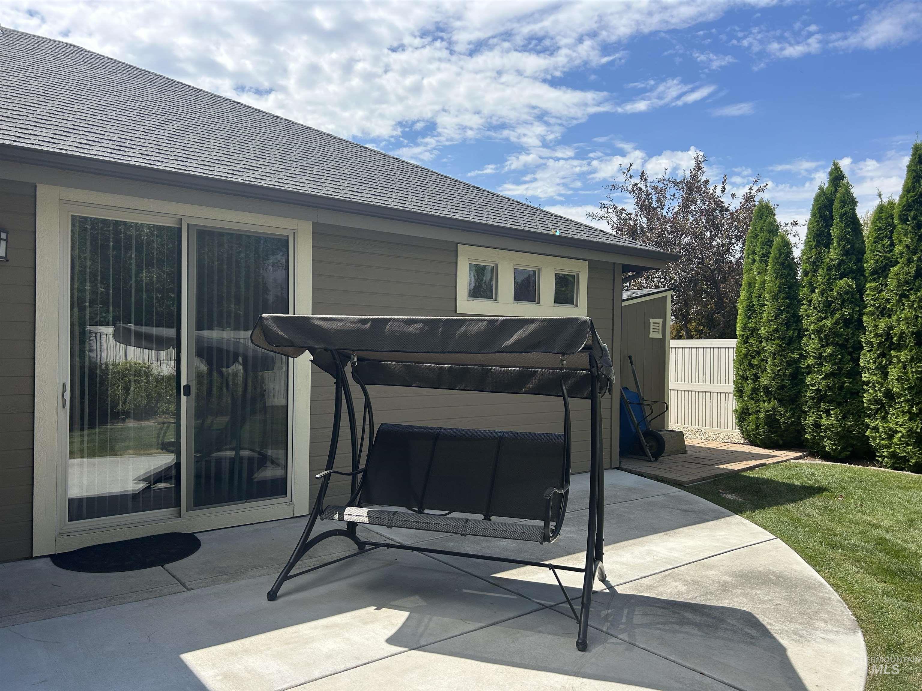 1862 W Pachino, Meridian, Idaho 83646, 3 Bedrooms, 2.5 Bathrooms, Residential For Sale, Price $665,000, 98997580