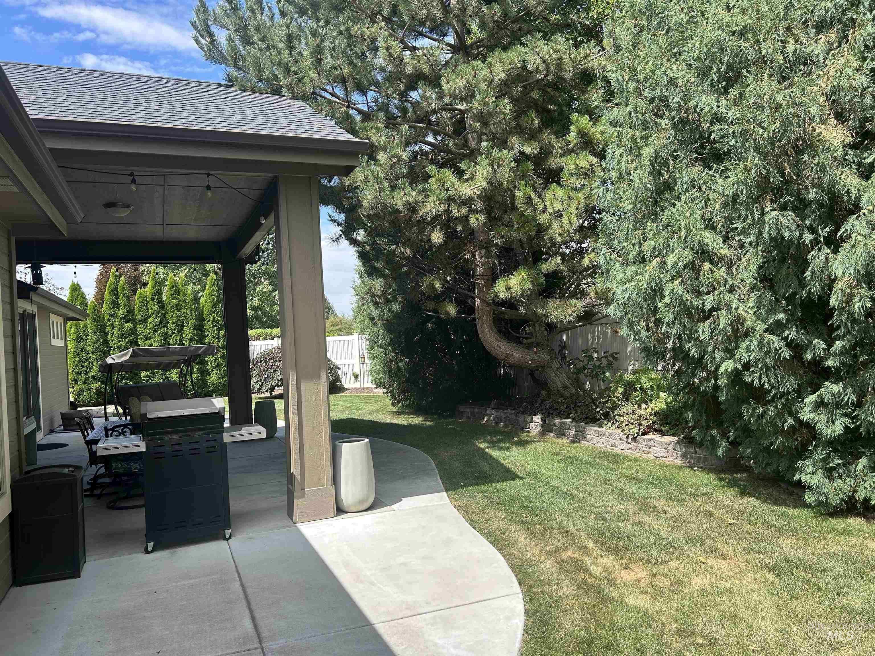 1862 W Pachino, Meridian, Idaho 83646, 3 Bedrooms, 2.5 Bathrooms, Residential For Sale, Price $665,000, 98997580