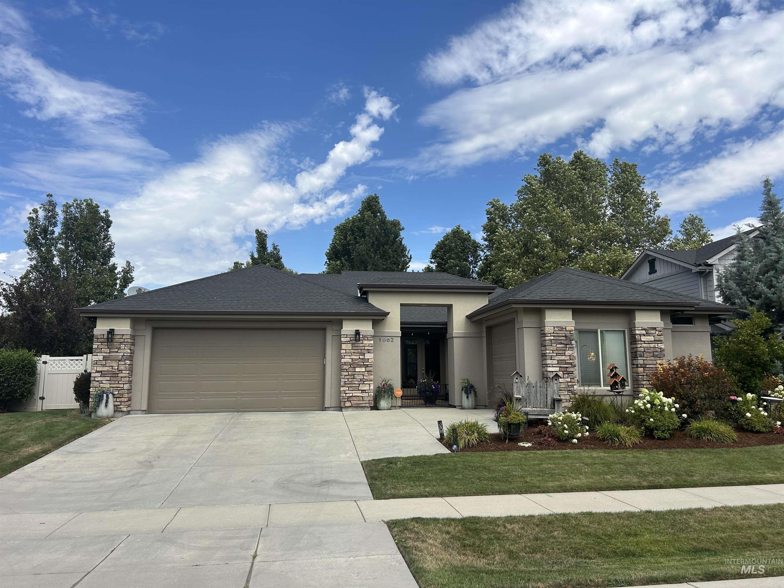 1862 W Pachino, Meridian, Idaho 83646, 3 Bedrooms, 2.5 Bathrooms, Residential For Sale, Price $665,000, 98997580