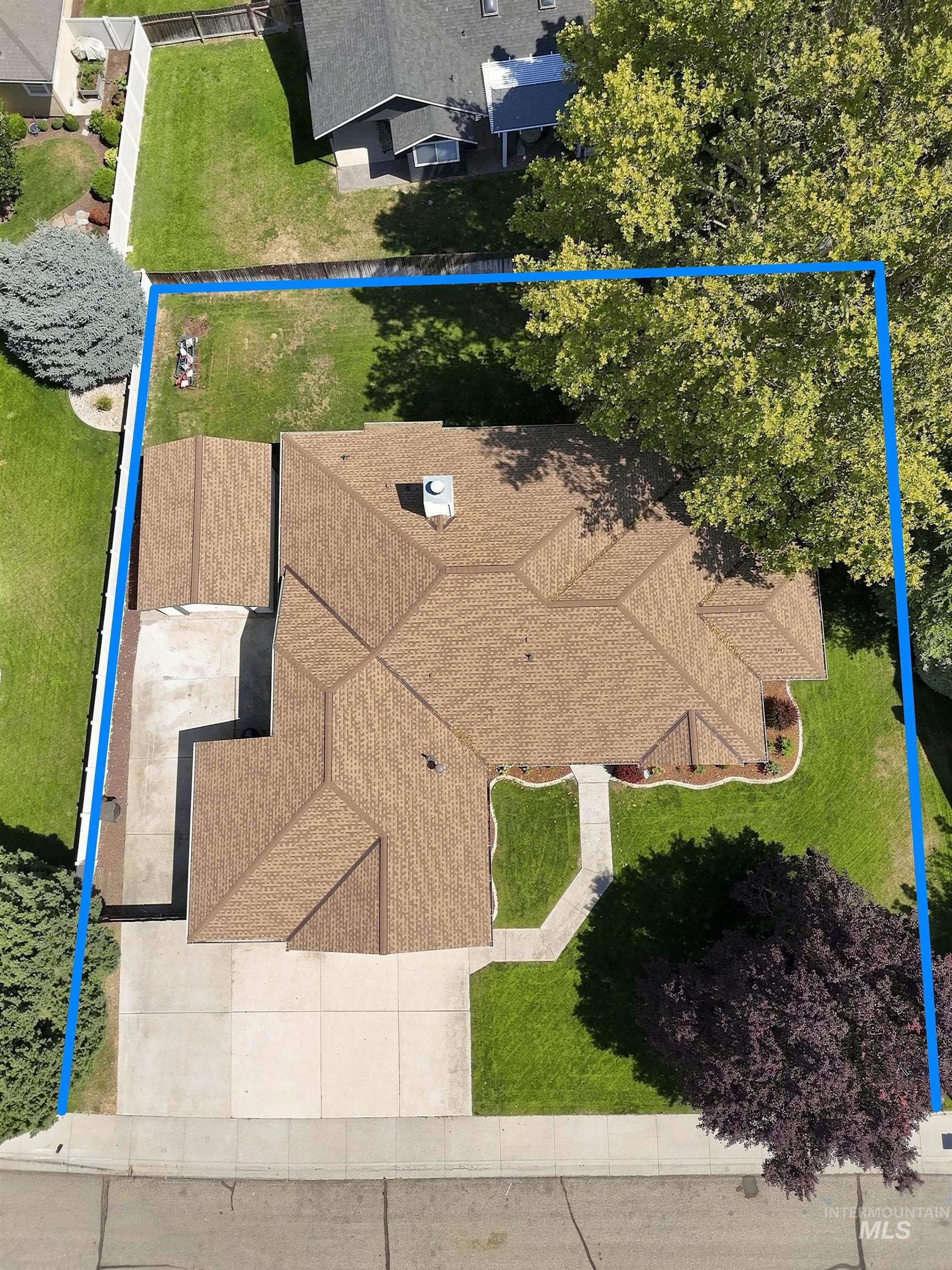 1720 N Summertree Way, Meridian, Idaho 83646, 3 Bedrooms, 2 Bathrooms, Residential For Sale, Price $629,000, 98997581
