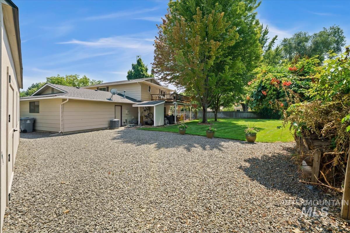 2845 S Snowflake Dr, Boise, Idaho 83706, 4 Bedrooms, 2.5 Bathrooms, Residential For Sale, Price $649,000, 98997582