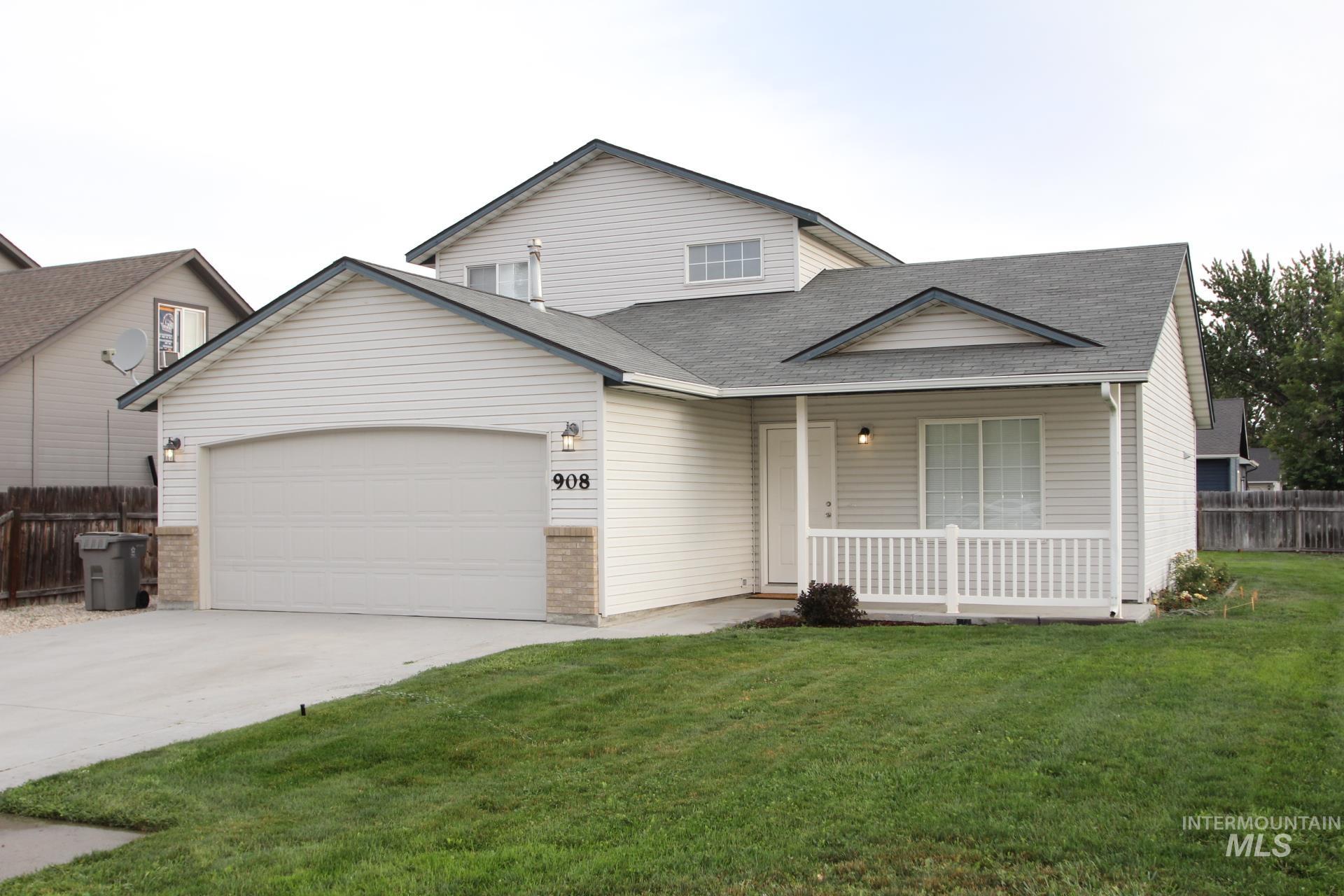 908 S Lily St., Nampa, Idaho 83686, 3 Bedrooms, 2 Bathrooms, Residential For Sale, Price $359,900,MLS 98997583