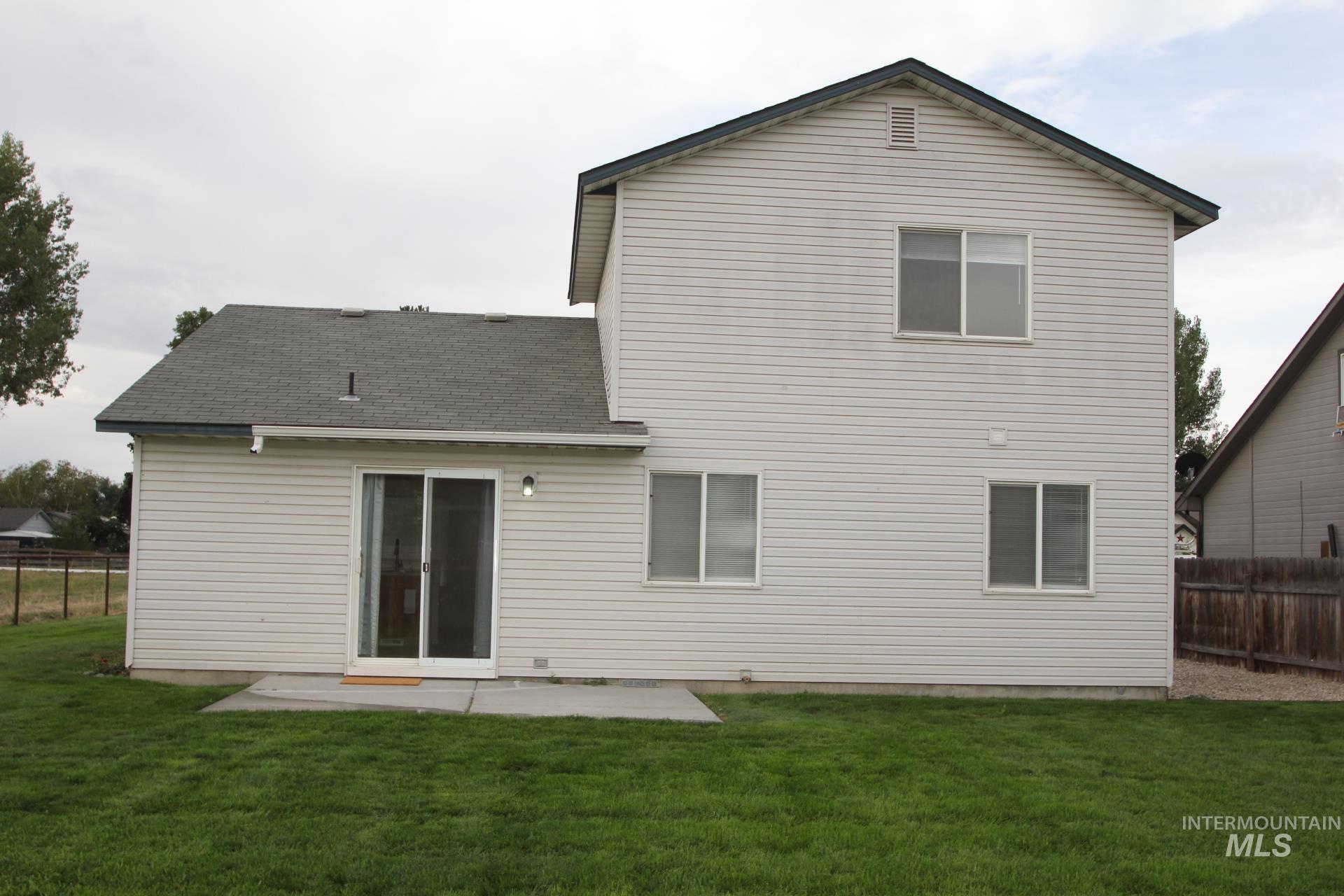 908 S Lily St., Nampa, Idaho 83686, 3 Bedrooms, 2 Bathrooms, Residential For Sale, Price $359,900,MLS 98997583