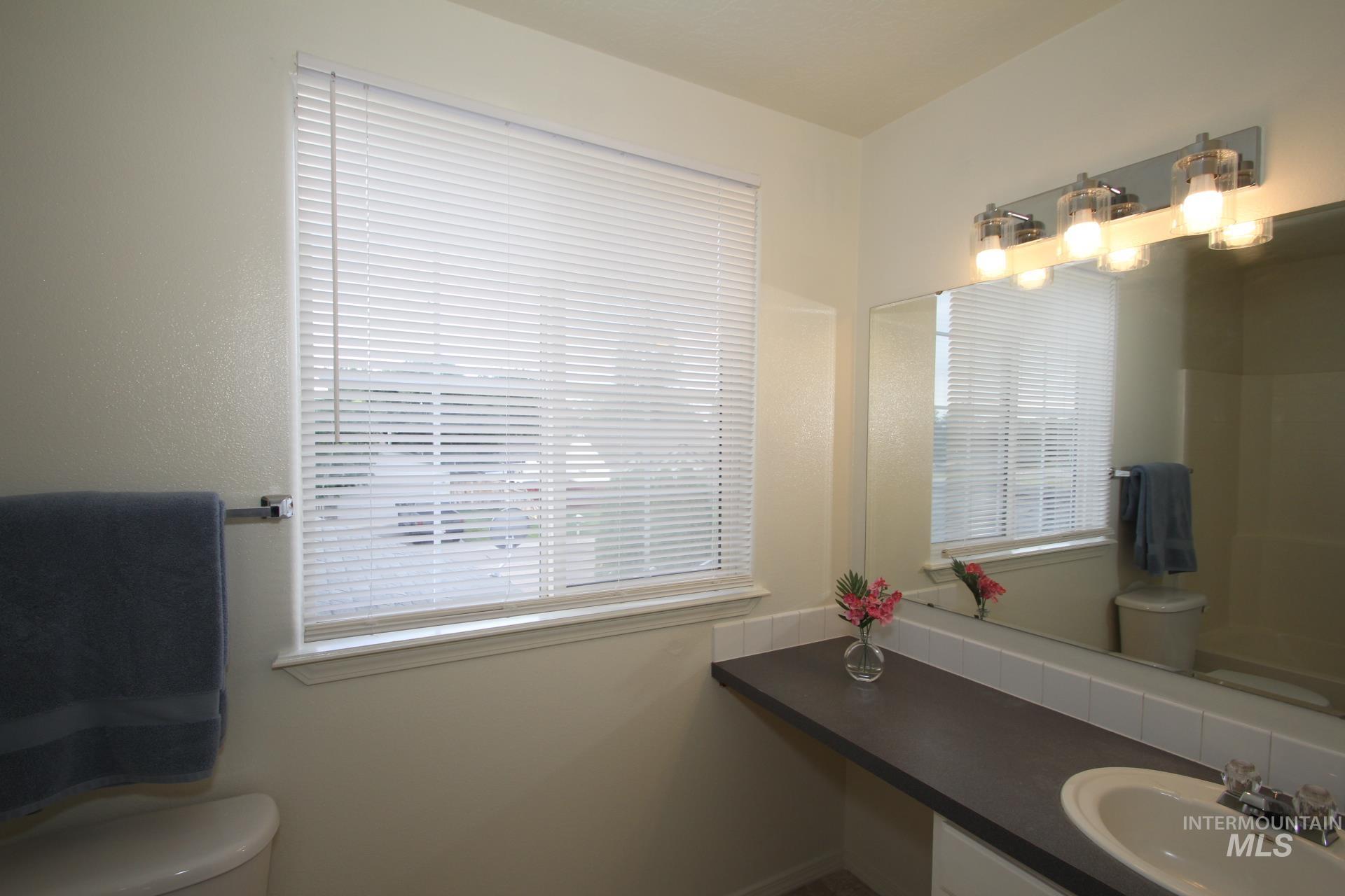 908 S Lily St., Nampa, Idaho 83686, 3 Bedrooms, 2 Bathrooms, Residential For Sale, Price $359,900,MLS 98997583