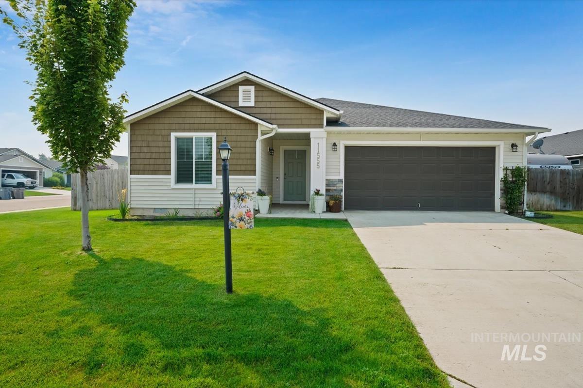 11555 Stockbridge Way, Caldwell, Idaho 83605, 3 Bedrooms, 2 Bathrooms, Residential For Sale, Price $397,500, 98997585