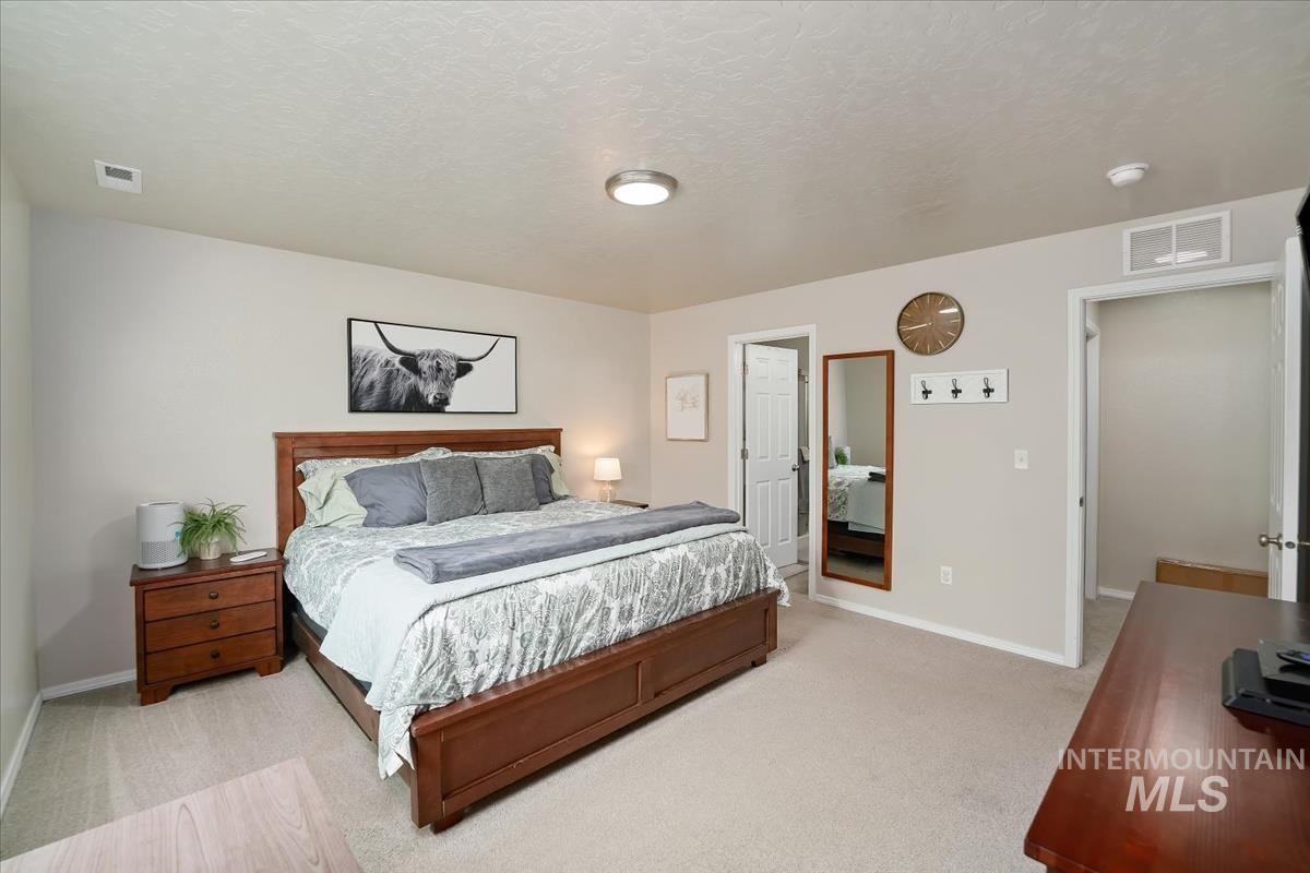 11555 Stockbridge Way, Caldwell, Idaho 83605, 3 Bedrooms, 2 Bathrooms, Residential For Sale, Price $397,500, 98997585