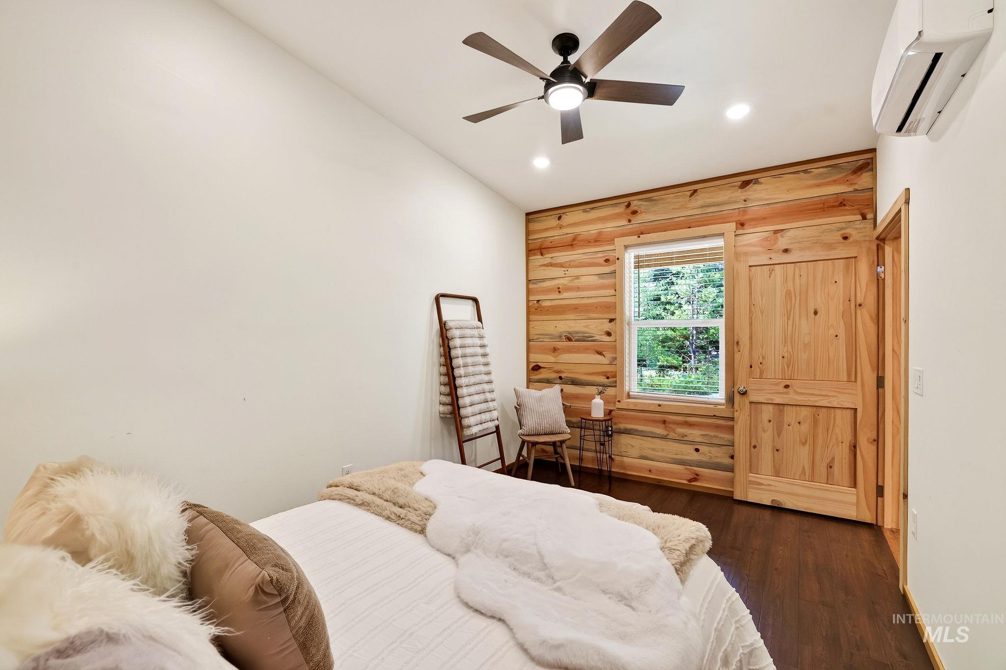 122 Forest Place, Donnelly, Idaho 83615, 2 Bedrooms, 1 Bathroom, Residential For Sale, Price $489,000, 98997586