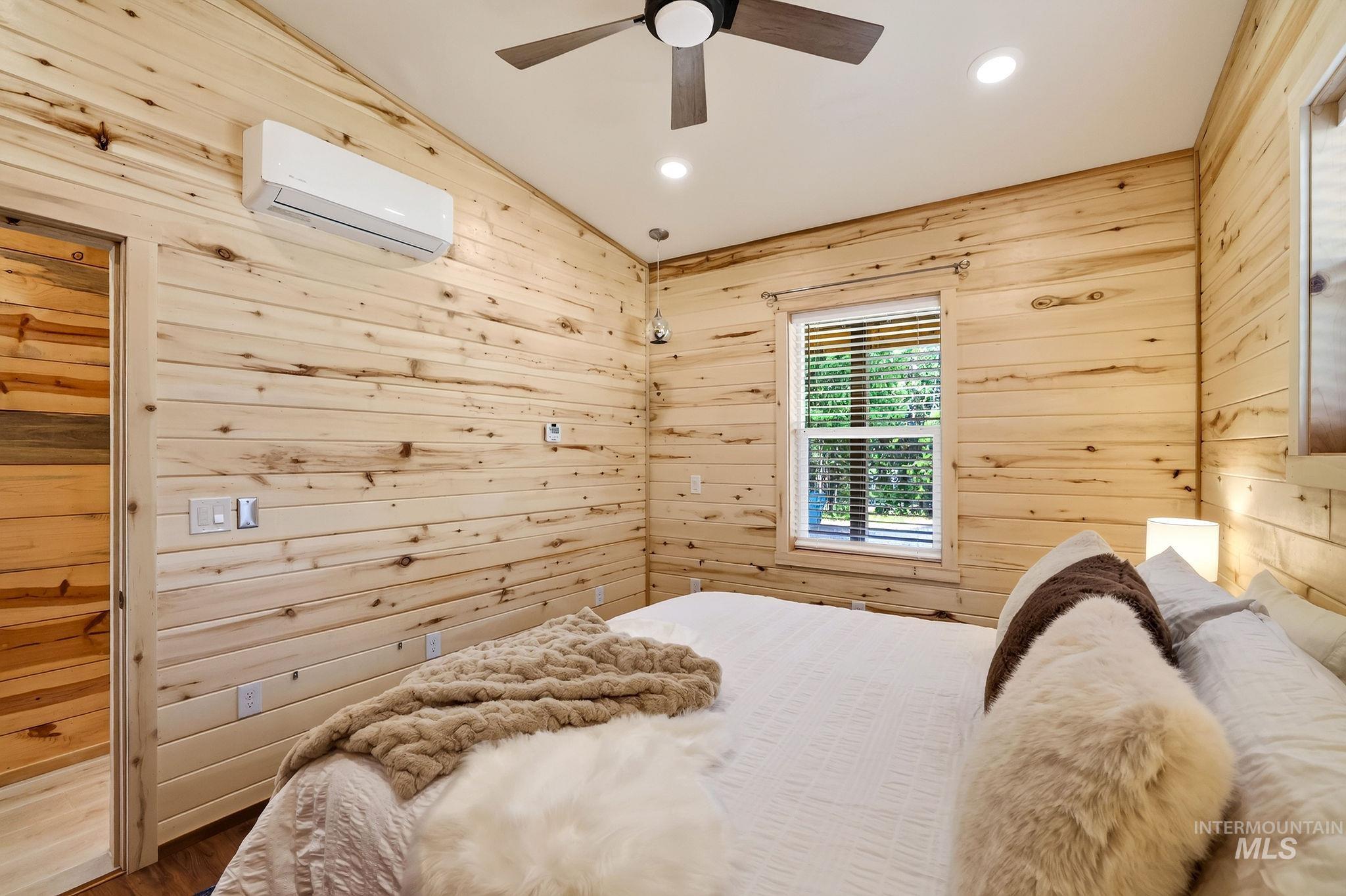 122 Forest Place, Donnelly, Idaho 83615, 2 Bedrooms, 1 Bathroom, Residential For Sale, Price $489,000, 98997586