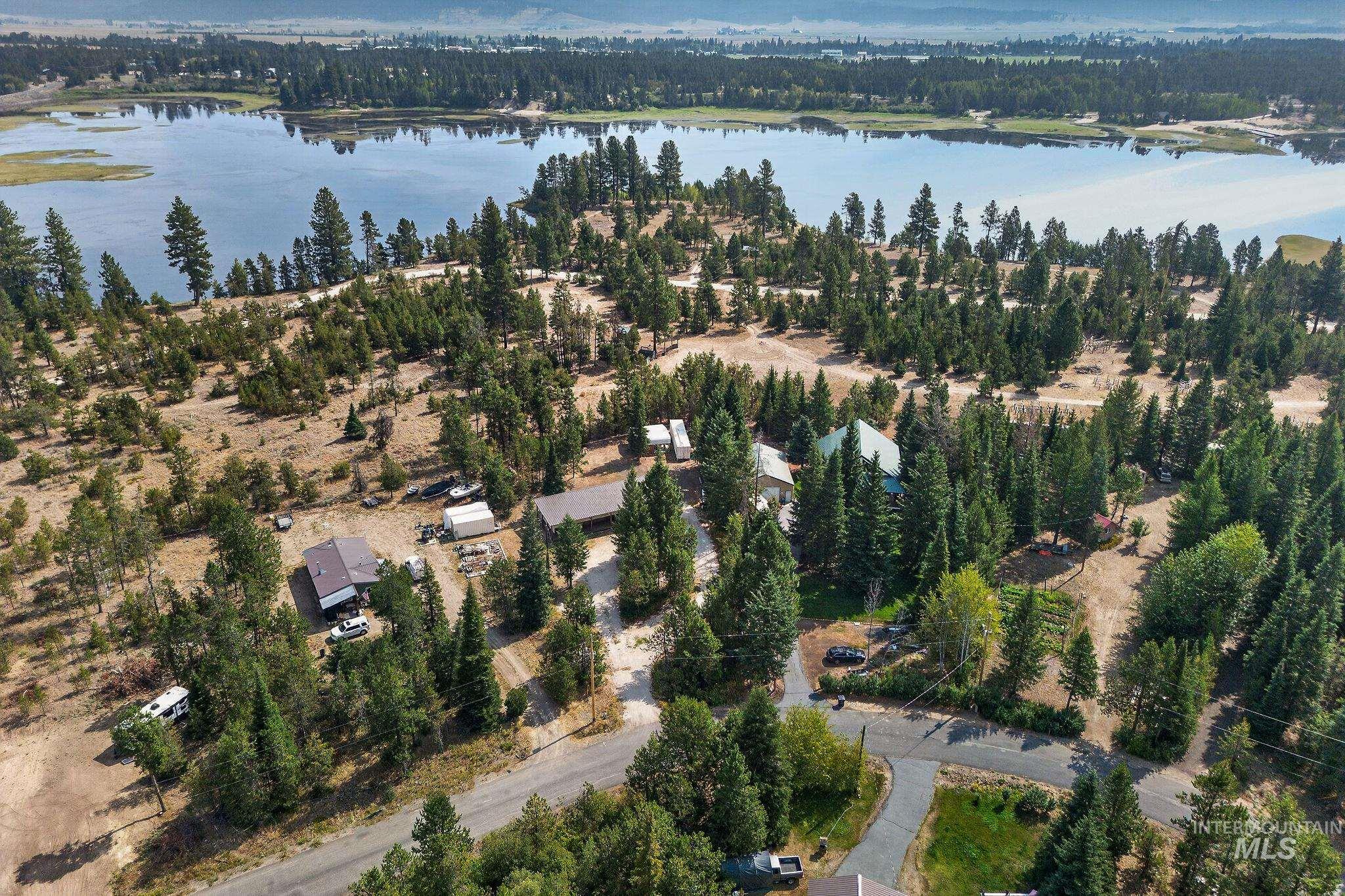122 Forest Place, Donnelly, Idaho 83615, 2 Bedrooms, 1 Bathroom, Residential For Sale, Price $489,000, 98997586