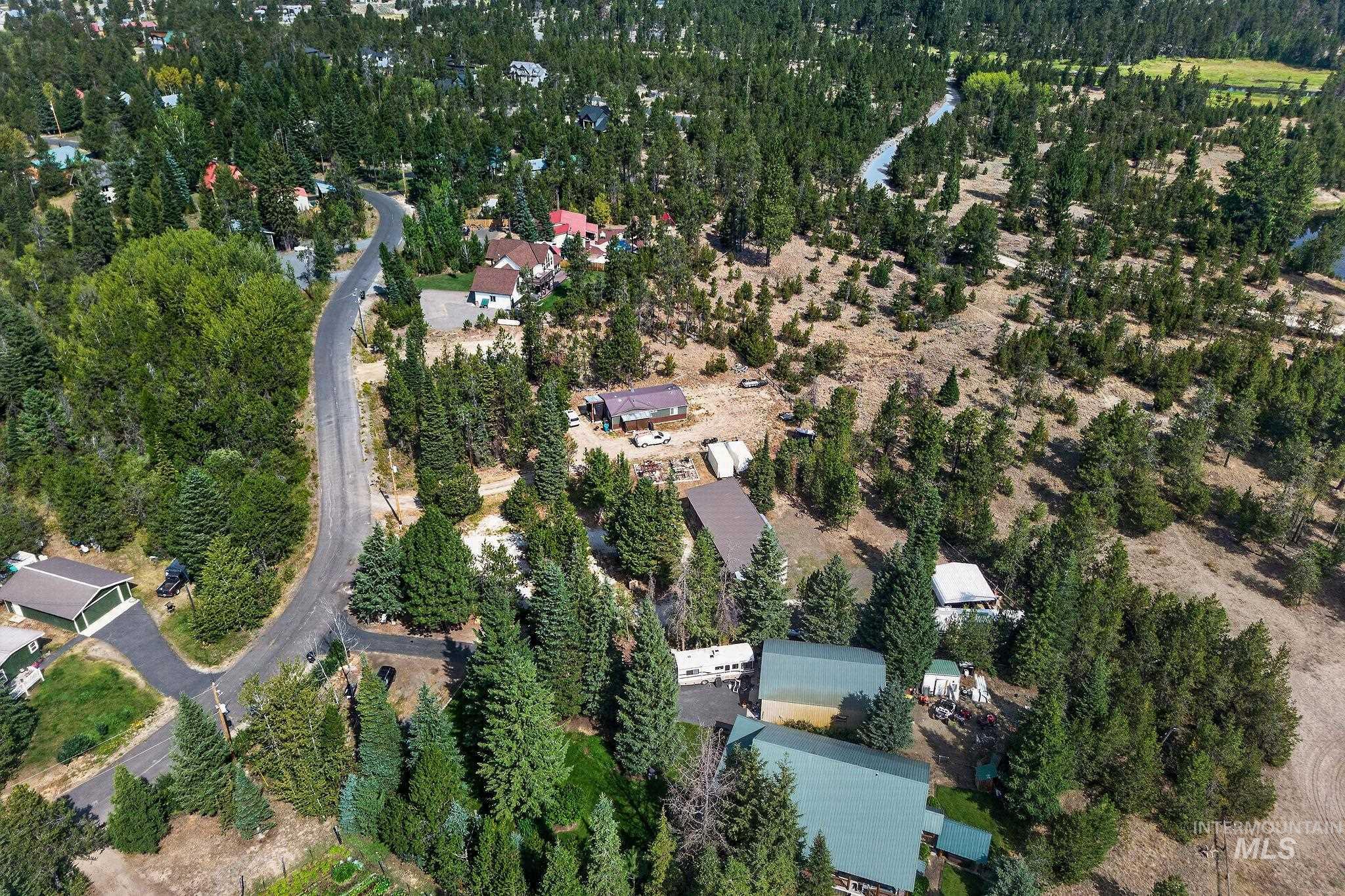 122 Forest Place, Donnelly, Idaho 83615, 2 Bedrooms, 1 Bathroom, Residential For Sale, Price $489,000, 98997586