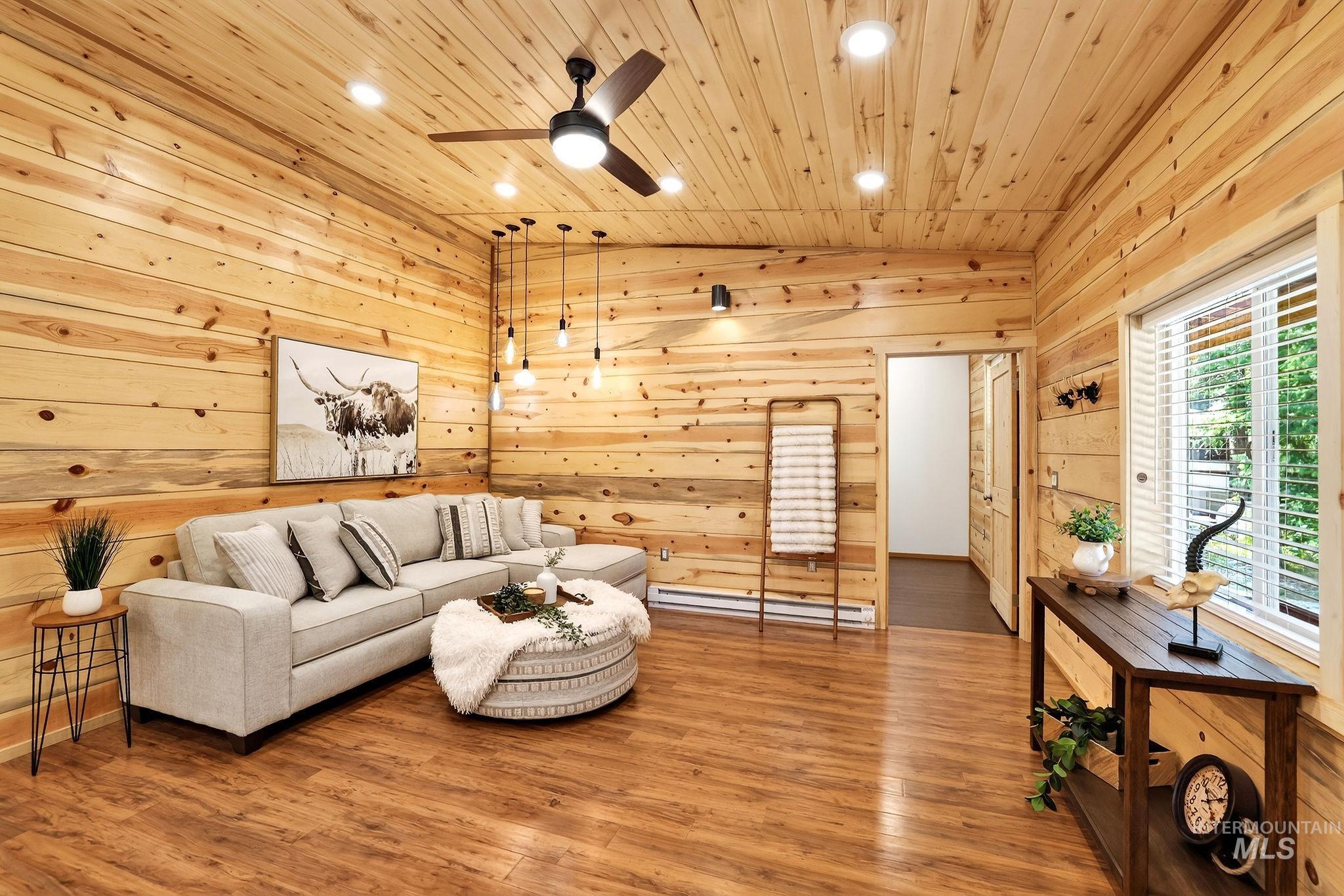 122 Forest Place, Donnelly, Idaho 83615, 2 Bedrooms, 1 Bathroom, Residential For Sale, Price $489,000, 98997586