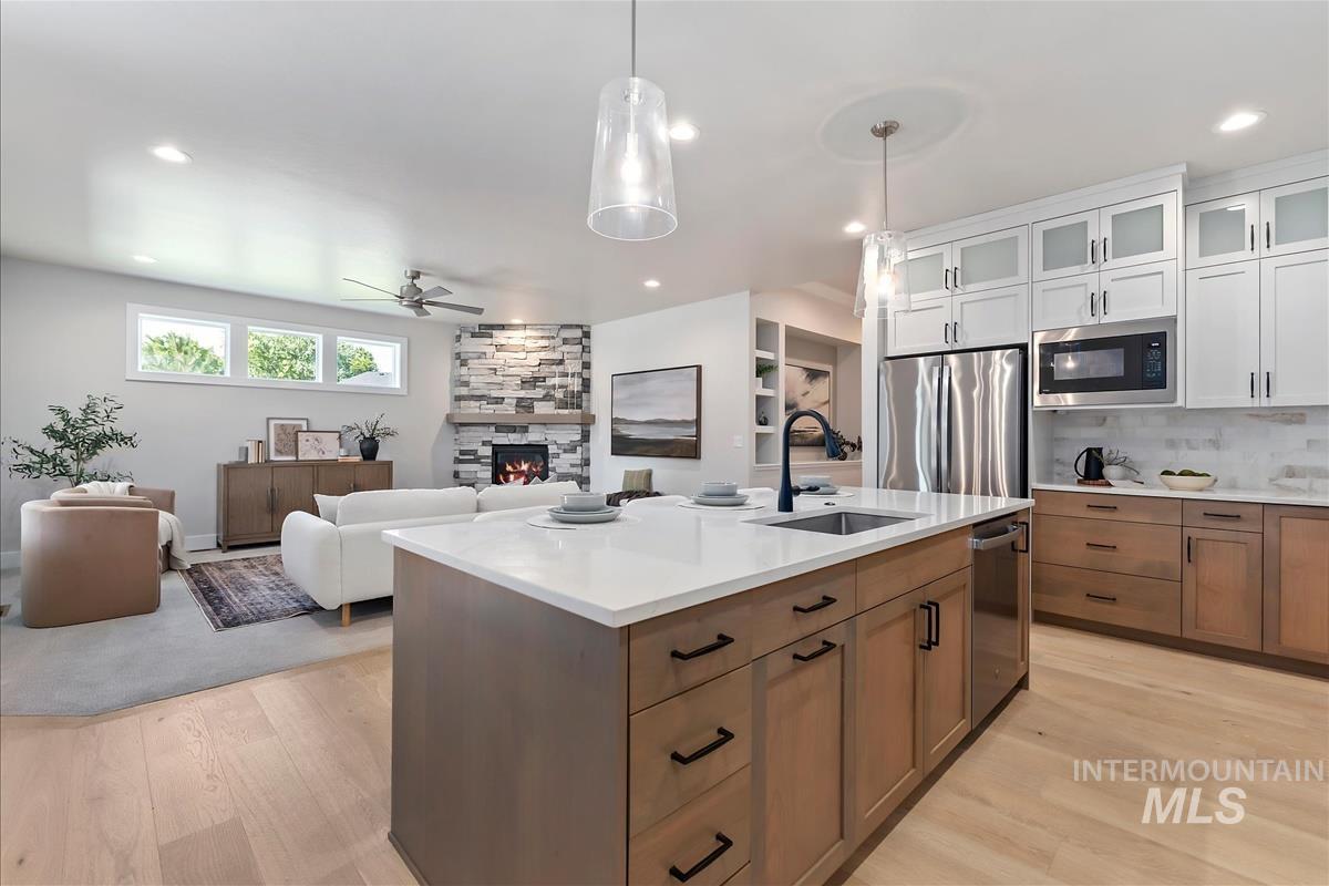 1469 N Parkshire Way, Meridian, Idaho 83642, 3 Bedrooms, 2 Bathrooms, Residential For Sale, Price $579,900, 98997588