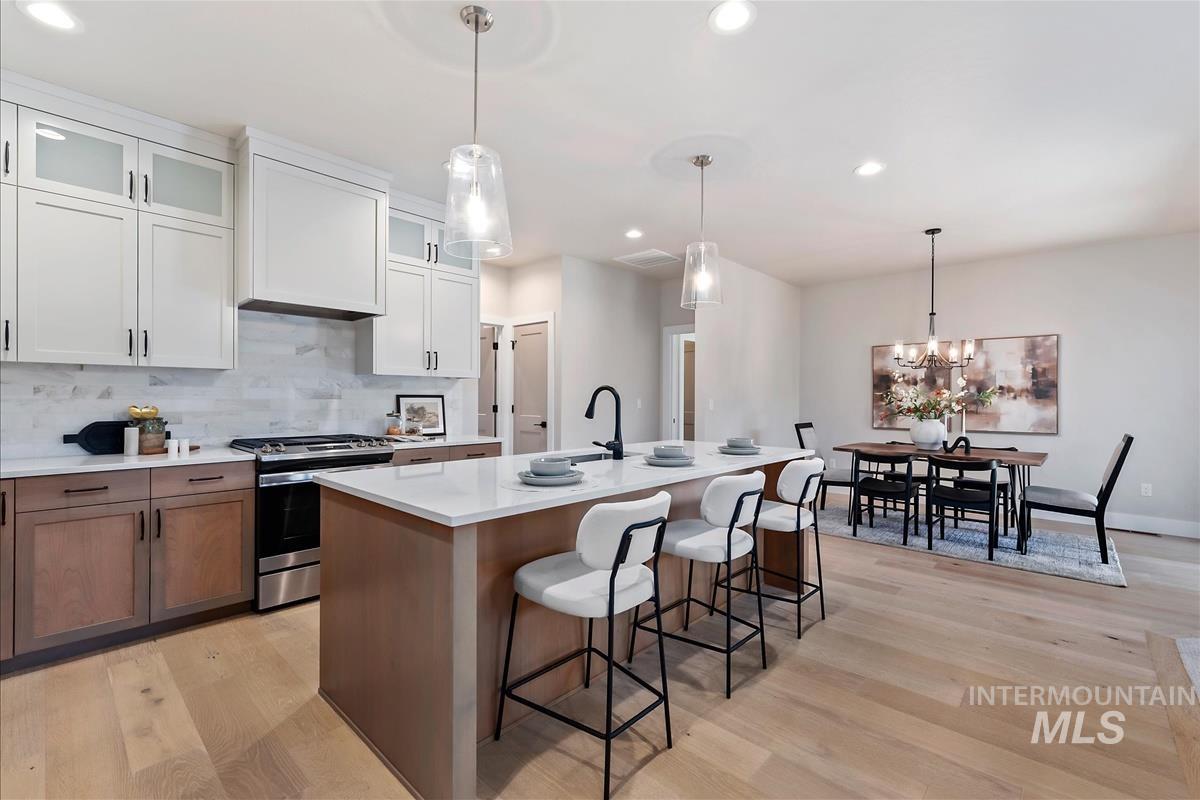 1469 N Parkshire Way, Meridian, Idaho 83642, 3 Bedrooms, 2 Bathrooms, Residential For Sale, Price $579,900, 98997588