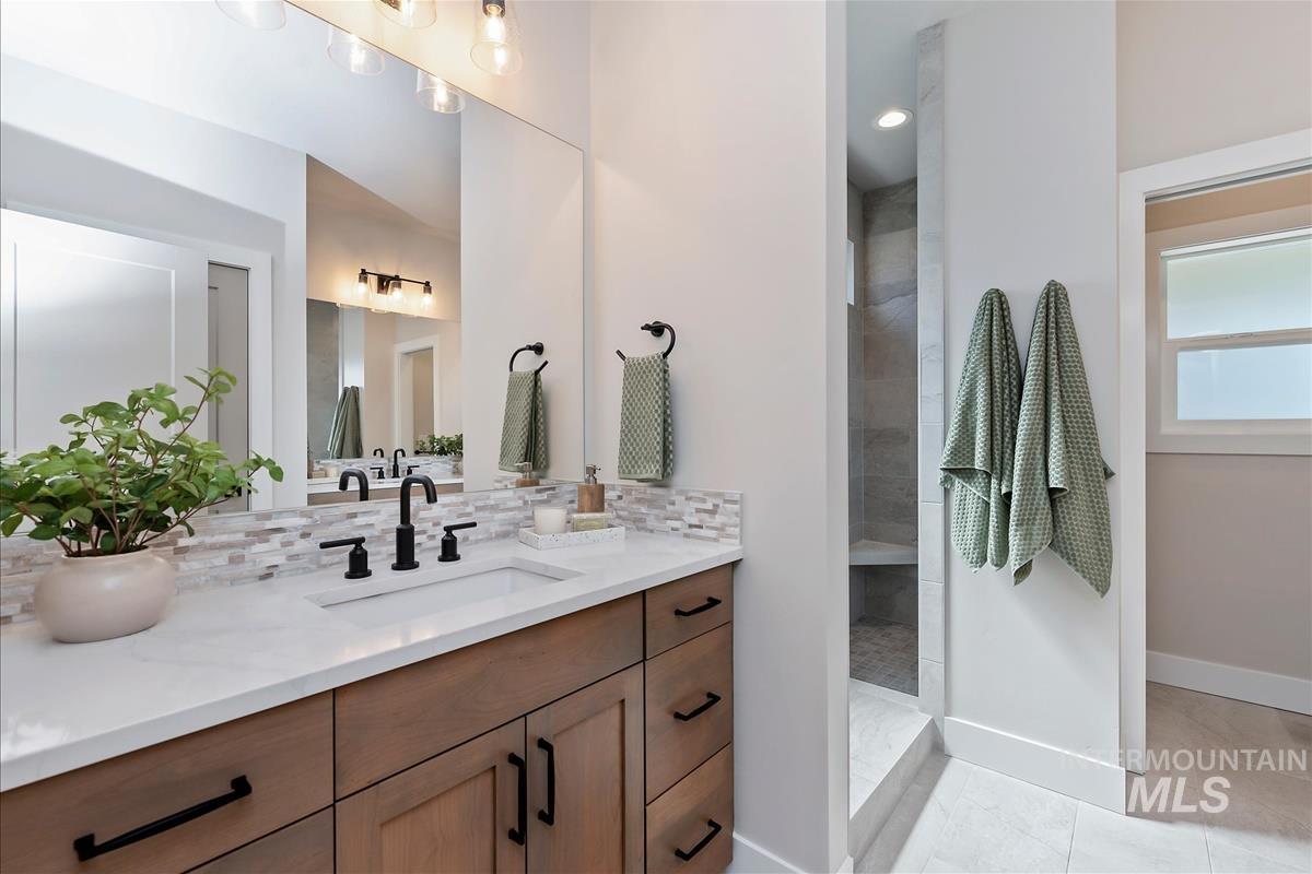 1469 N Parkshire Way, Meridian, Idaho 83642, 3 Bedrooms, 2 Bathrooms, Residential For Sale, Price $579,900, 98997588
