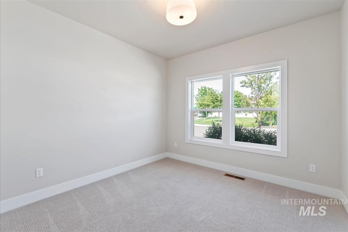 1469 N Parkshire Way, Meridian, Idaho 83642, 3 Bedrooms, 2 Bathrooms, Residential For Sale, Price $579,900, 98997588