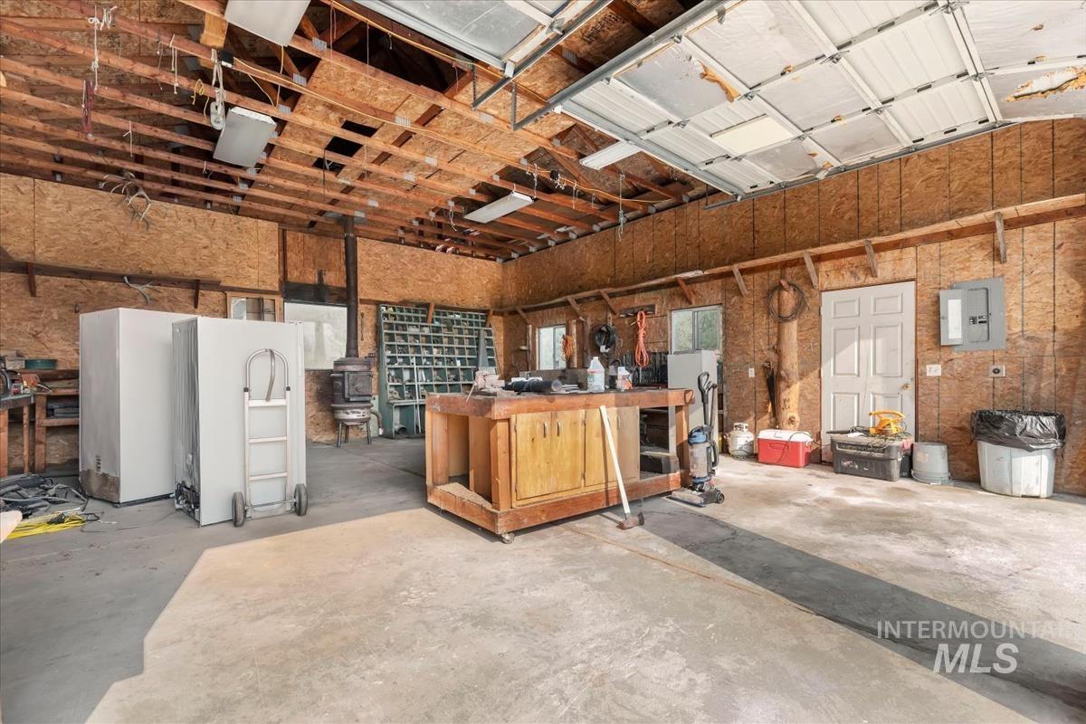 23 Timber Lane, Garden Valley, Idaho 83622, 3 Bedrooms, 2 Bathrooms, Residential For Sale, Price $870,000, 98997589