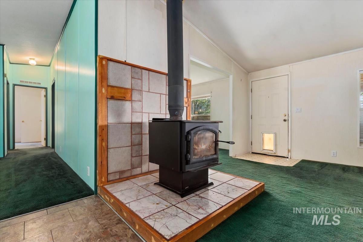23 Timber Lane, Garden Valley, Idaho 83622, 3 Bedrooms, 2 Bathrooms, Residential For Sale, Price $870,000, 98997589