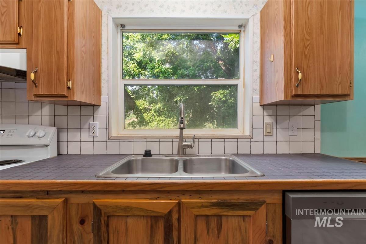 23 Timber Lane, Garden Valley, Idaho 83622, 3 Bedrooms, 2 Bathrooms, Residential For Sale, Price $870,000, 98997589