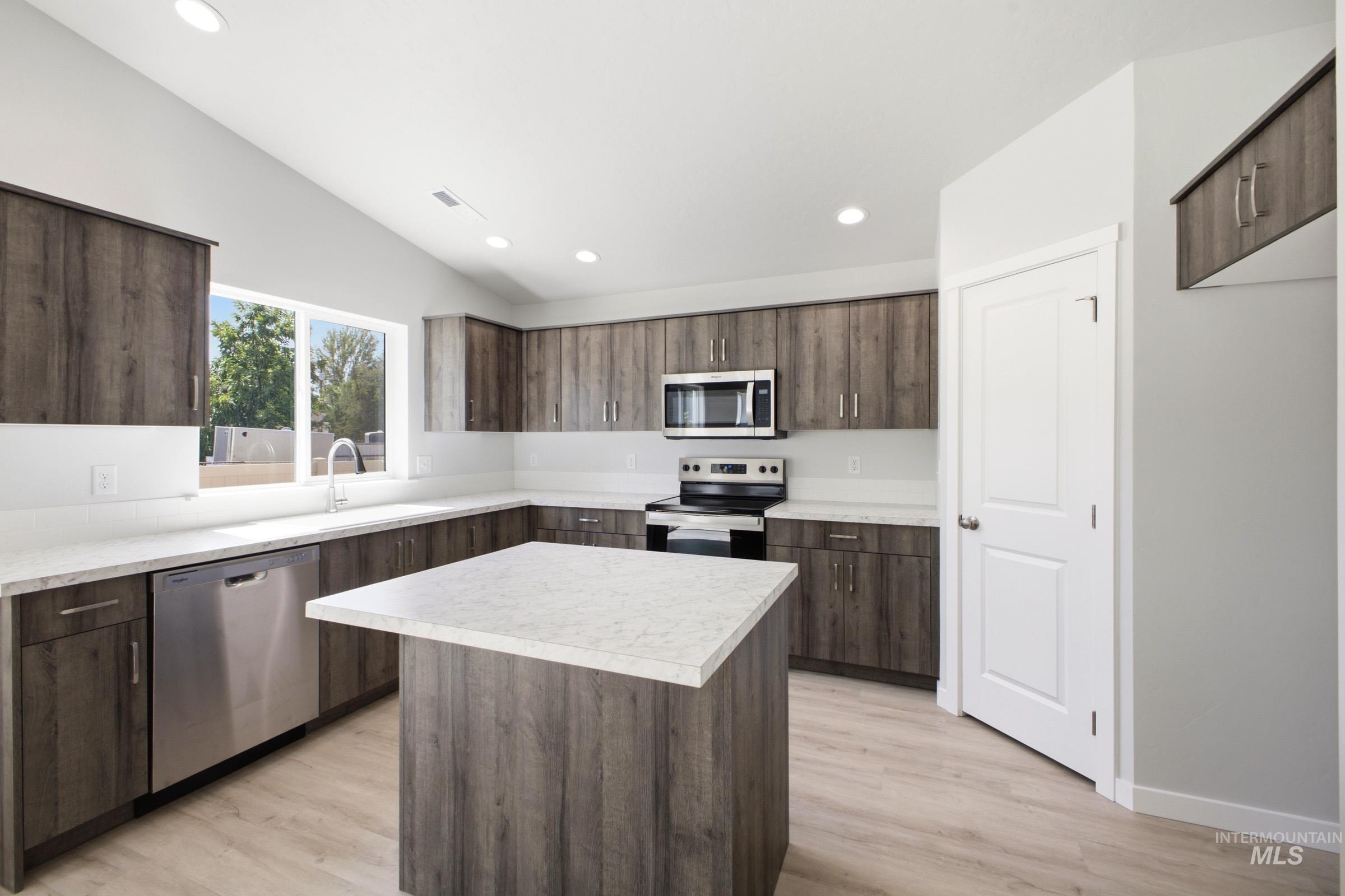 653 W Novak Dr, Emmett, Idaho 83617, 4 Bedrooms, 2 Bathrooms, Residential For Sale, Price $456,990,MLS 98997610
