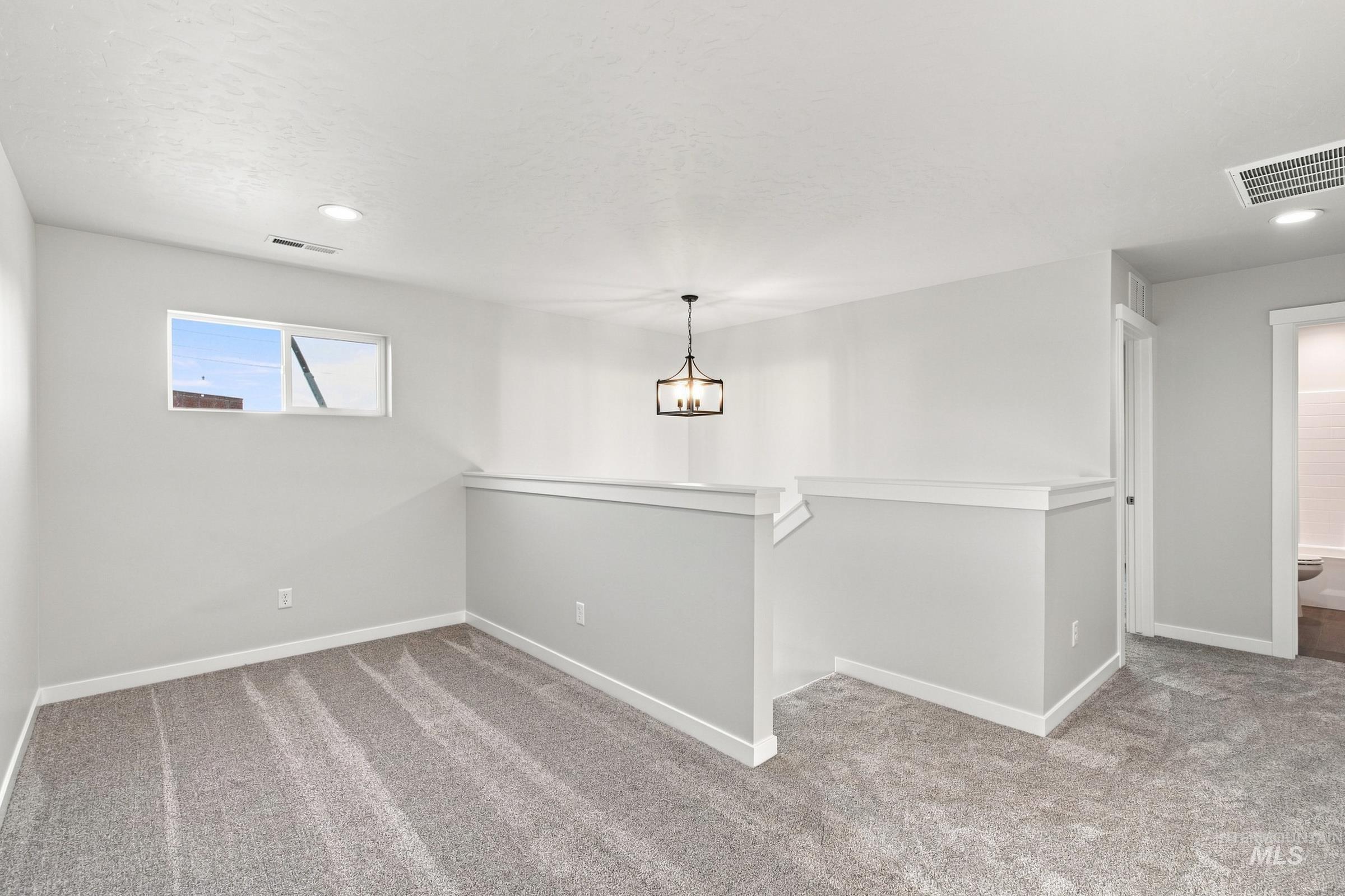 7362 W Newtown Dr, Eagle, Idaho 83616, 5 Bedrooms, 3 Bathrooms, Residential For Sale, Price $659,990,MLS 98997615