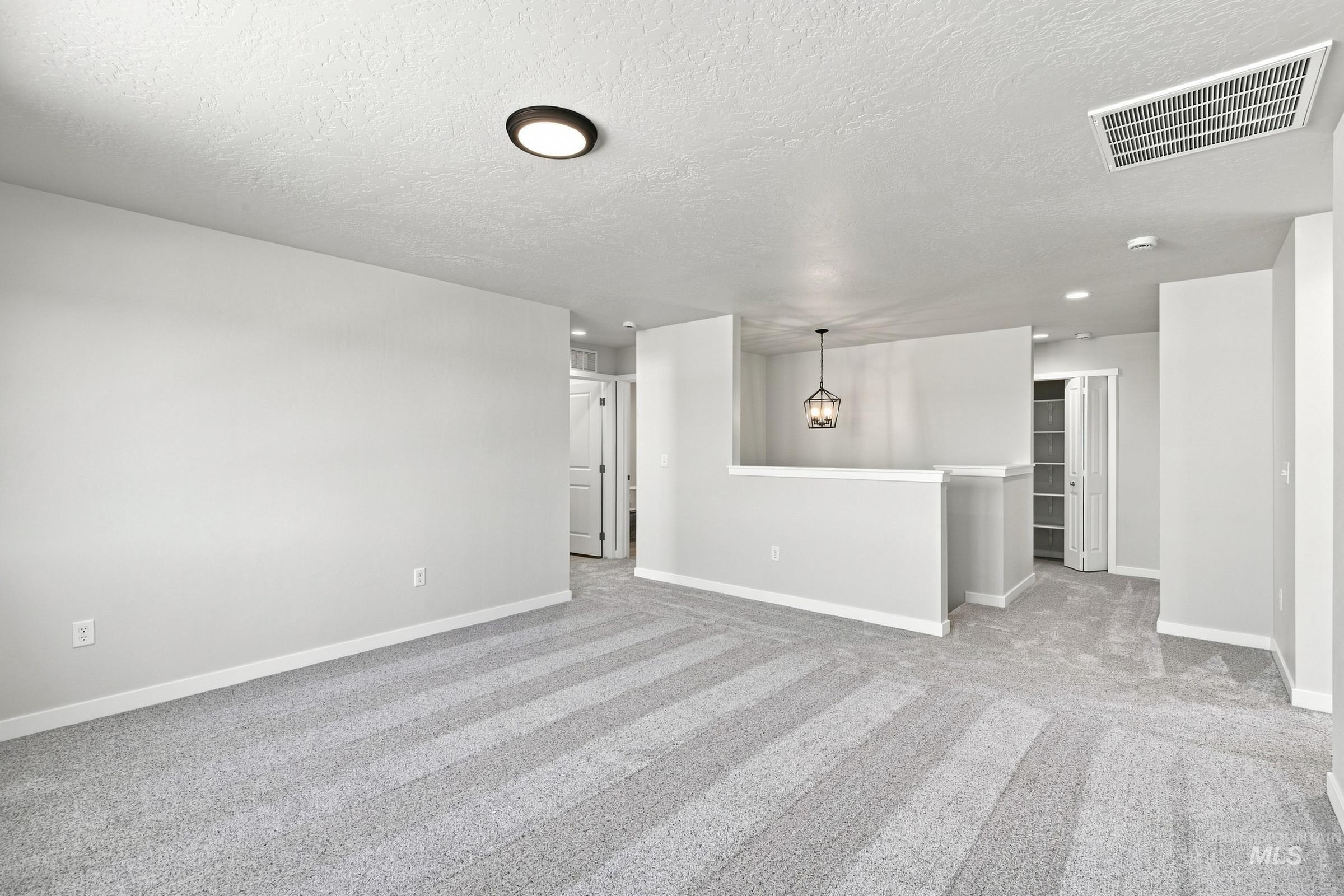 1751 Gyrfalcon St, Middleton, Idaho 83644, 5 Bedrooms, 3 Bathrooms, Residential For Sale, Price $524,990, 98997619
