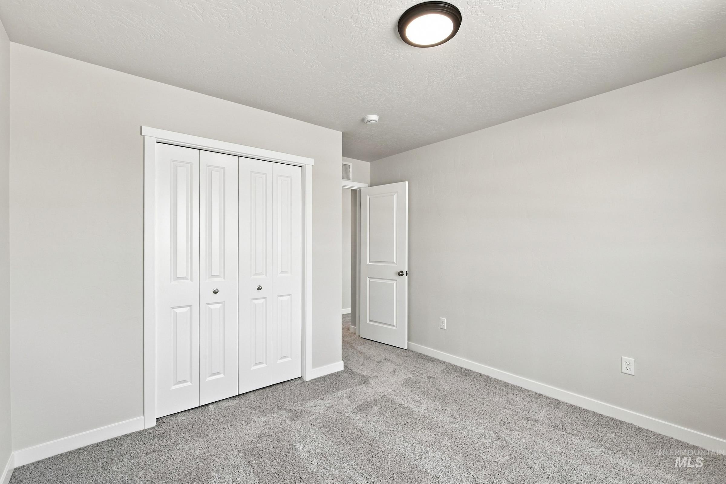 1751 Gyrfalcon St, Middleton, Idaho 83644, 5 Bedrooms, 3 Bathrooms, Residential For Sale, Price $524,990, 98997619