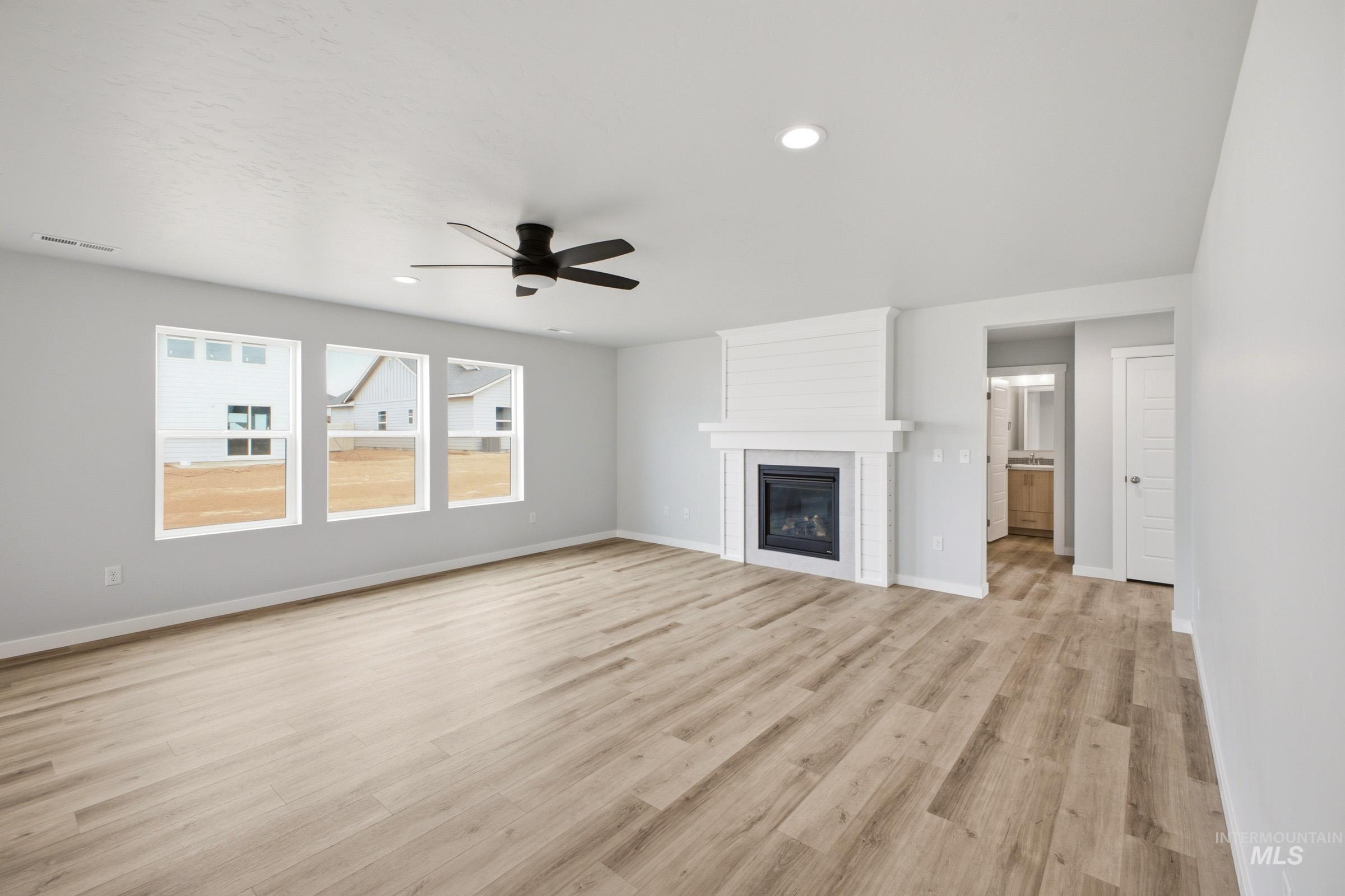 9400 W Cosmic St, Nampa, Idaho 83687, 4 Bedrooms, 3 Bathrooms, Residential For Sale, Price $559,990,MLS 98997622
