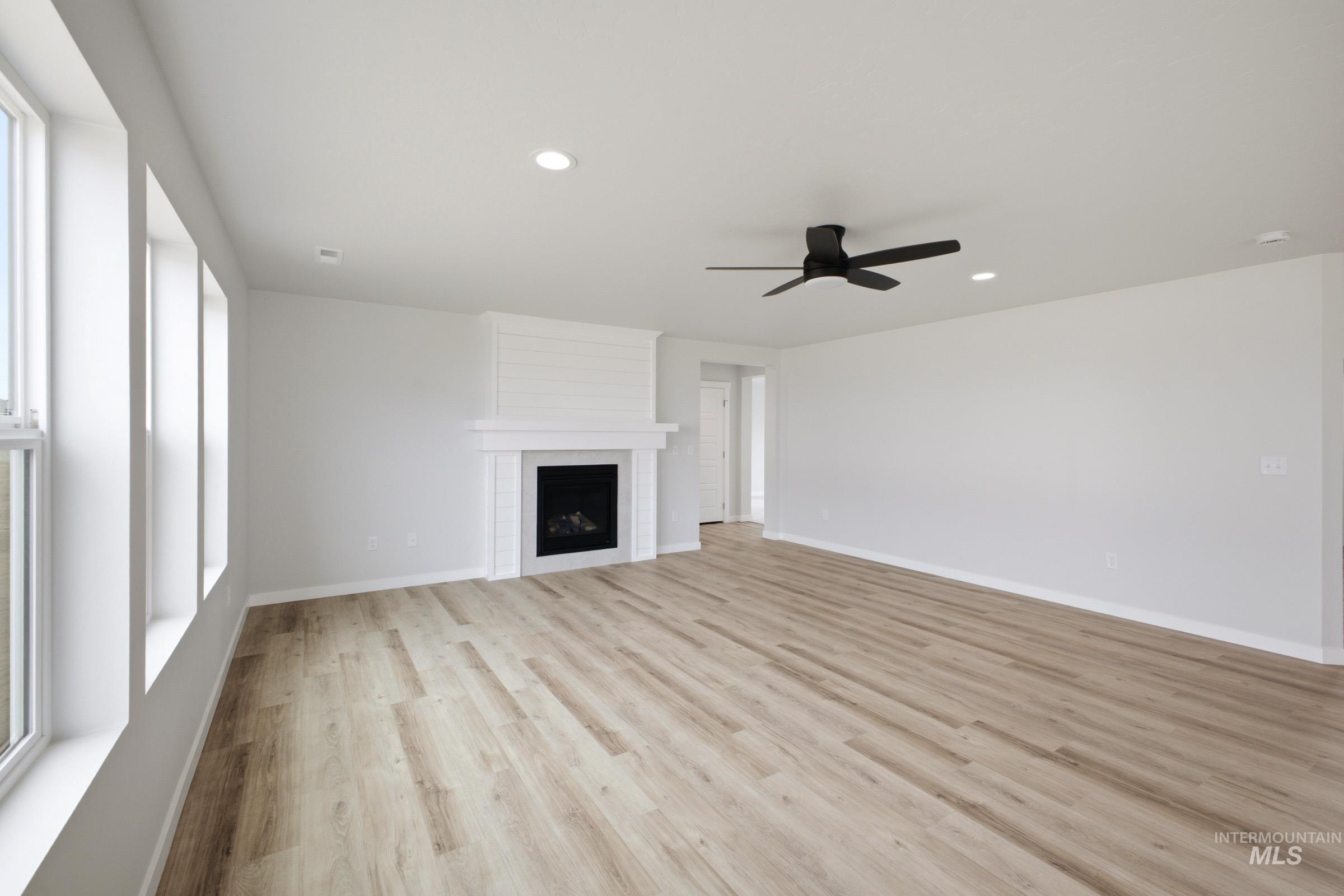 9400 W Cosmic St, Nampa, Idaho 83687, 4 Bedrooms, 3 Bathrooms, Residential For Sale, Price $559,990,MLS 98997622