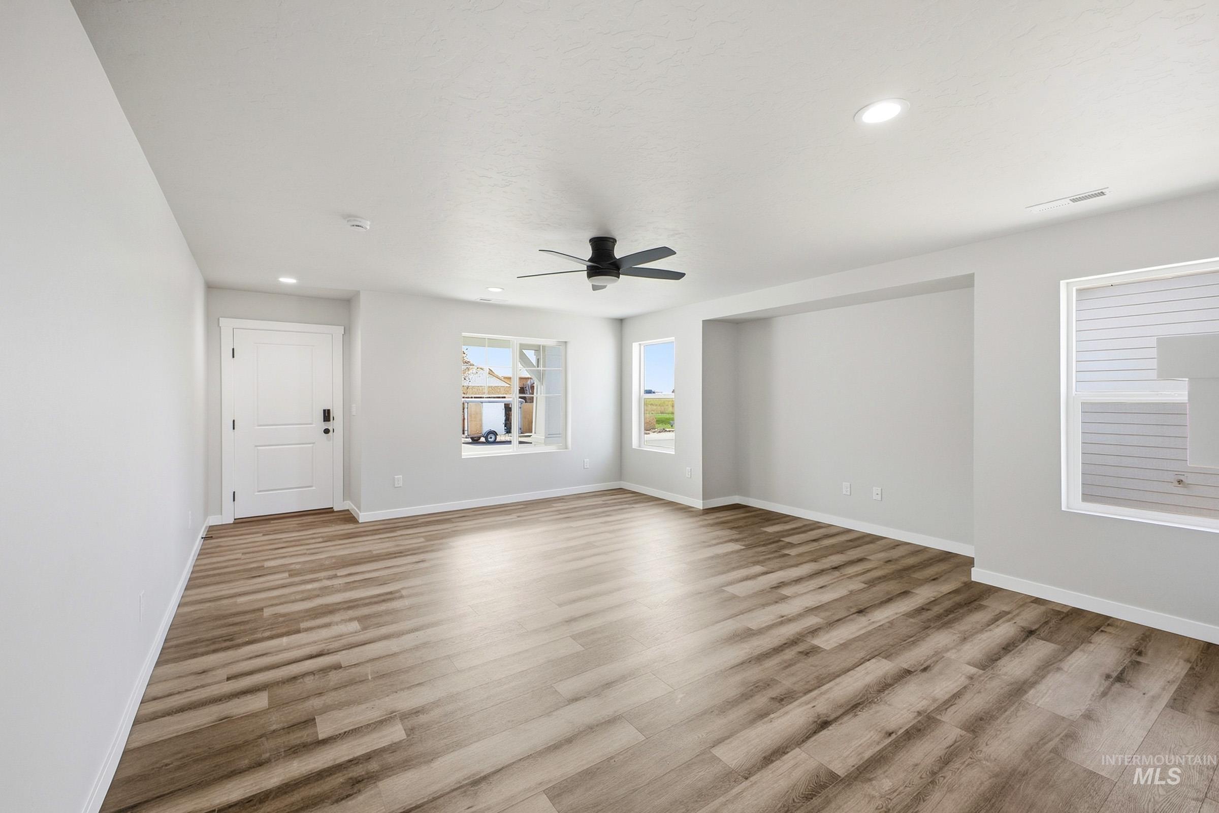 9414 W Cosmic St, Nampa, Idaho 83687, 5 Bedrooms, 2.5 Bathrooms, Residential For Sale, Price $519,990,MLS 98997623