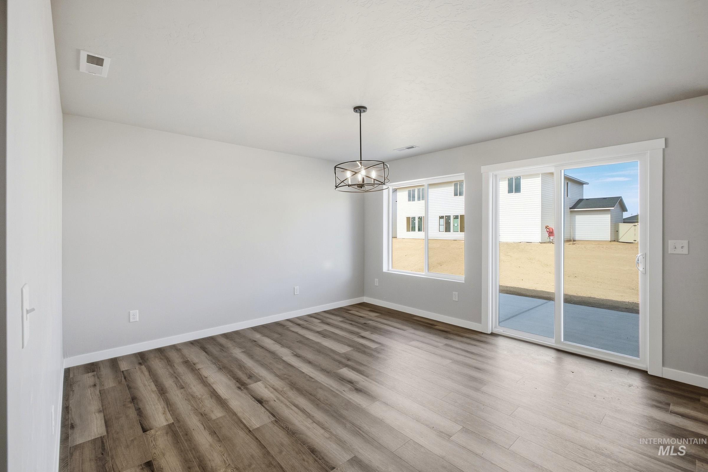 9414 W Cosmic St, Nampa, Idaho 83687, 5 Bedrooms, 2.5 Bathrooms, Residential For Sale, Price $519,990,MLS 98997623