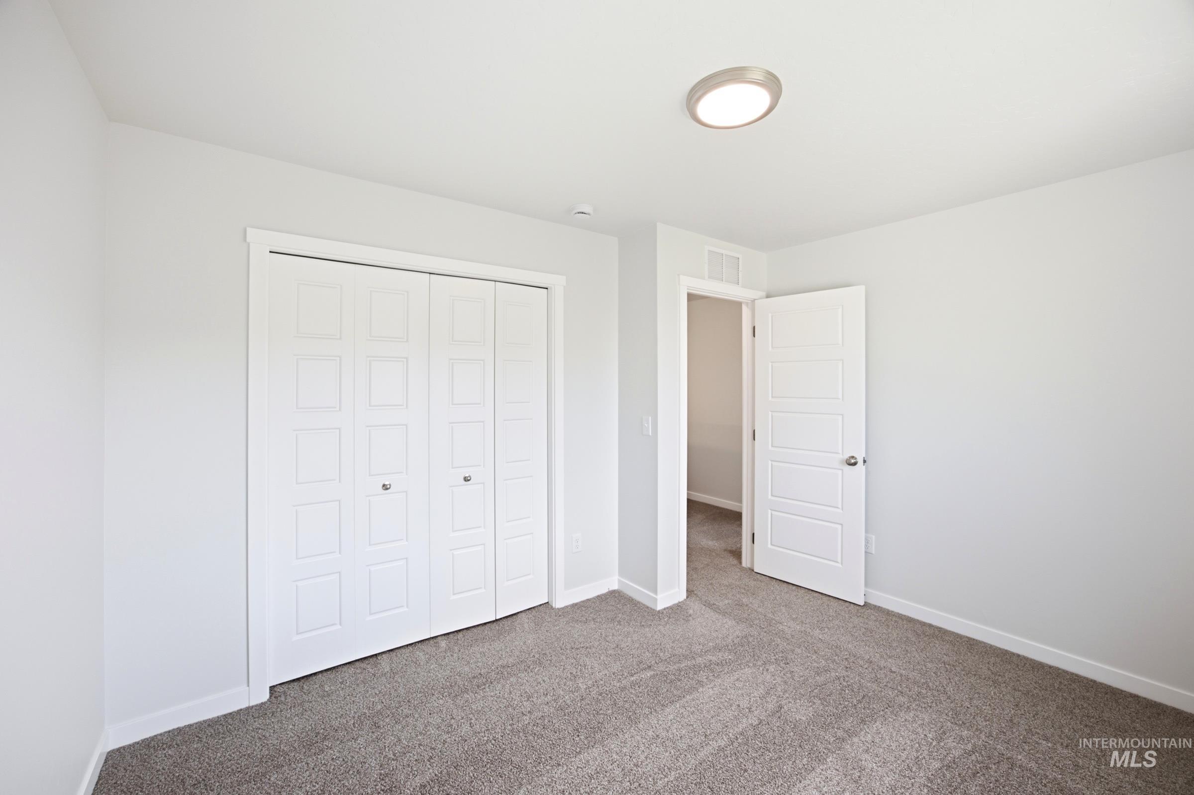 10831 Greensboro St, Caldwell, Idaho 83605, 3 Bedrooms, 2.5 Bathrooms, Residential For Sale, Price $382,990,MLS 98997624