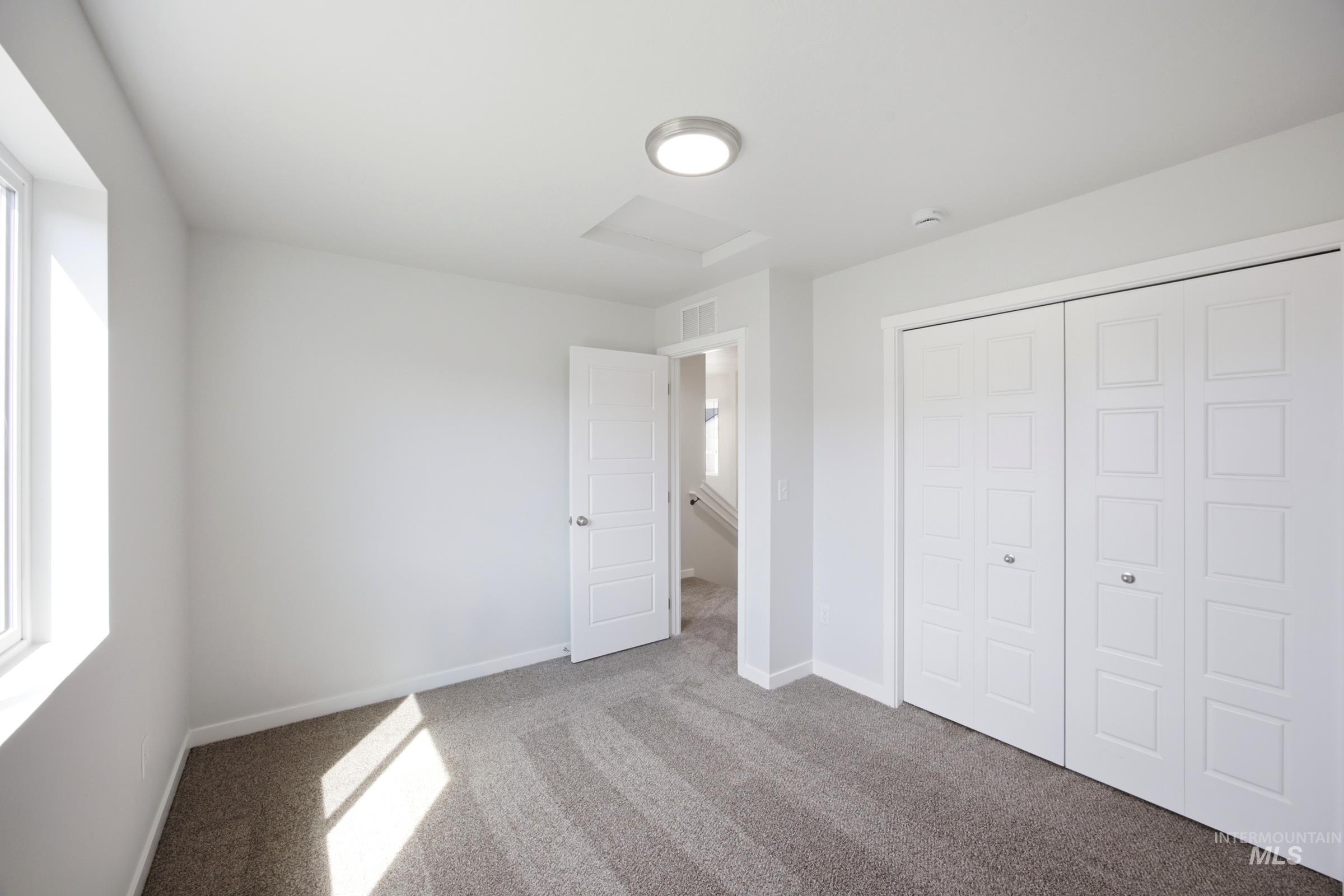 10831 Greensboro St, Caldwell, Idaho 83605, 3 Bedrooms, 2.5 Bathrooms, Residential For Sale, Price $382,990,MLS 98997624