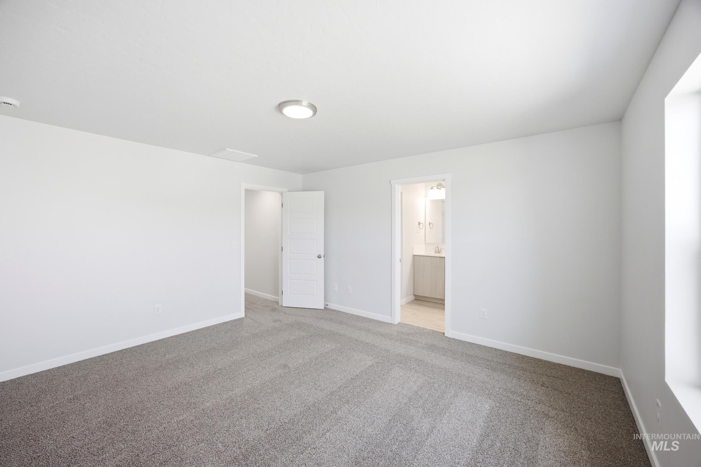 10831 Greensboro St, Caldwell, Idaho 83605, 3 Bedrooms, 2.5 Bathrooms, Residential For Sale, Price $382,990,MLS 98997624