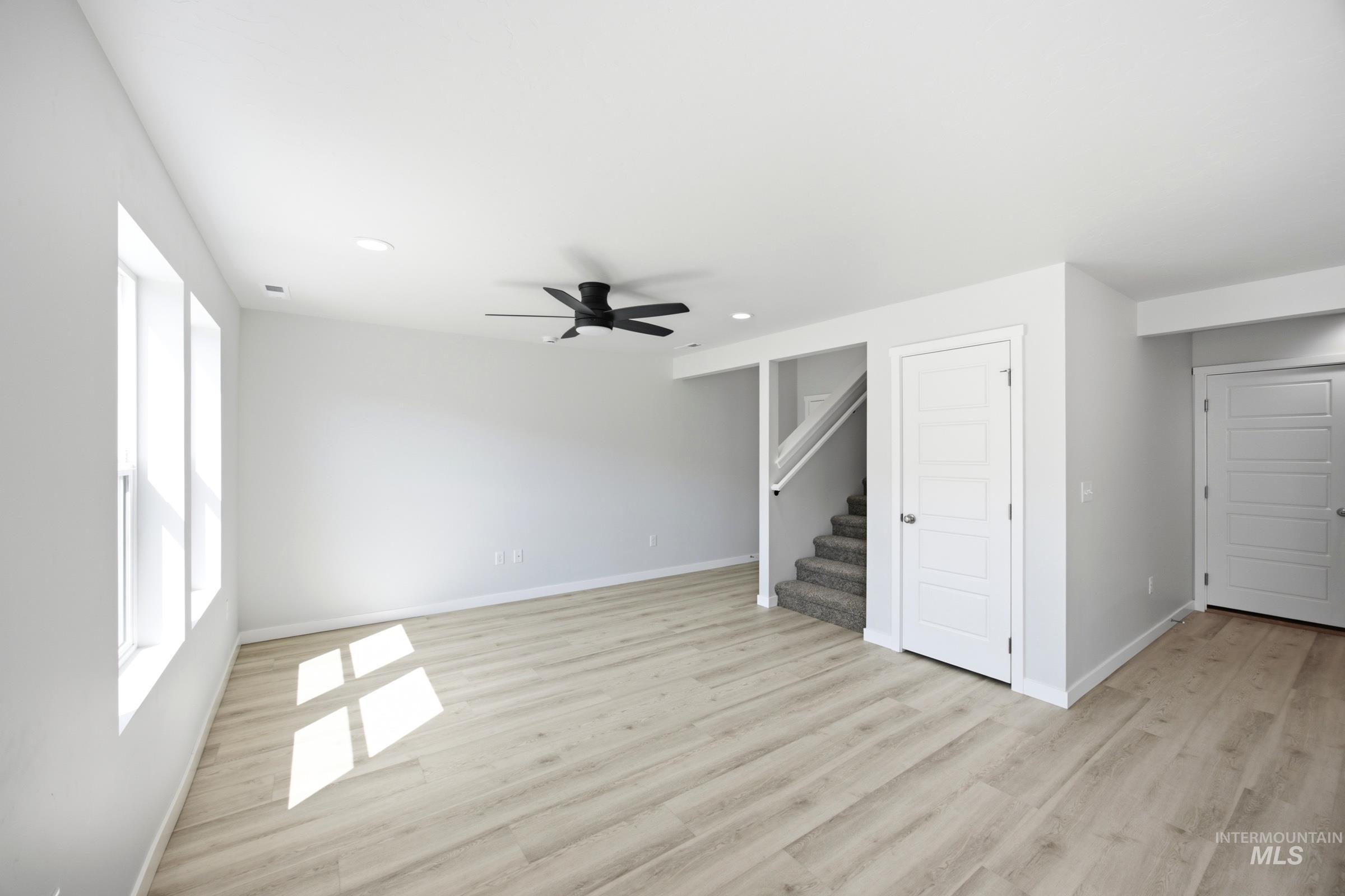 10821 Greensboro St, Caldwell, Idaho 83605, 3 Bedrooms, 2.5 Bathrooms, Residential For Sale, Price $359,990, 98997627