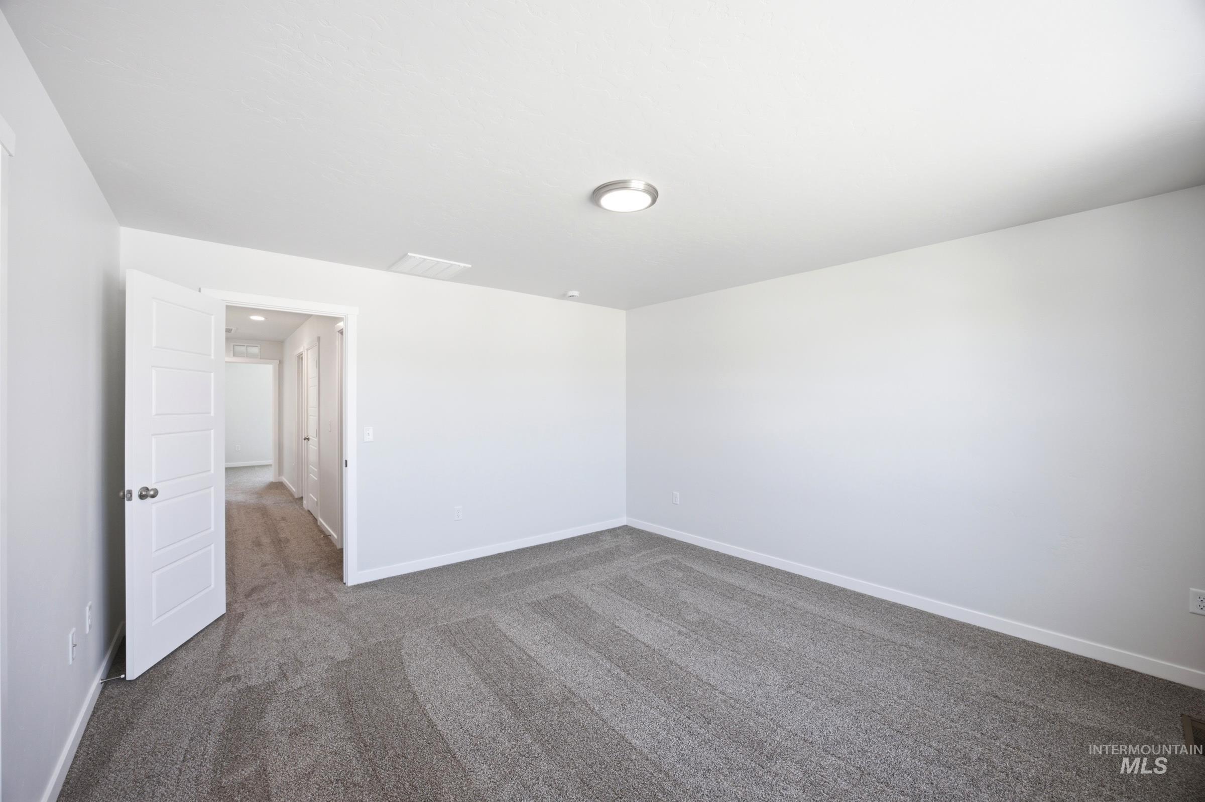 10815 Greensboro St, Caldwell, Idaho 83605, 3 Bedrooms, 2.5 Bathrooms, Residential For Sale, Price $359,990, 98997628