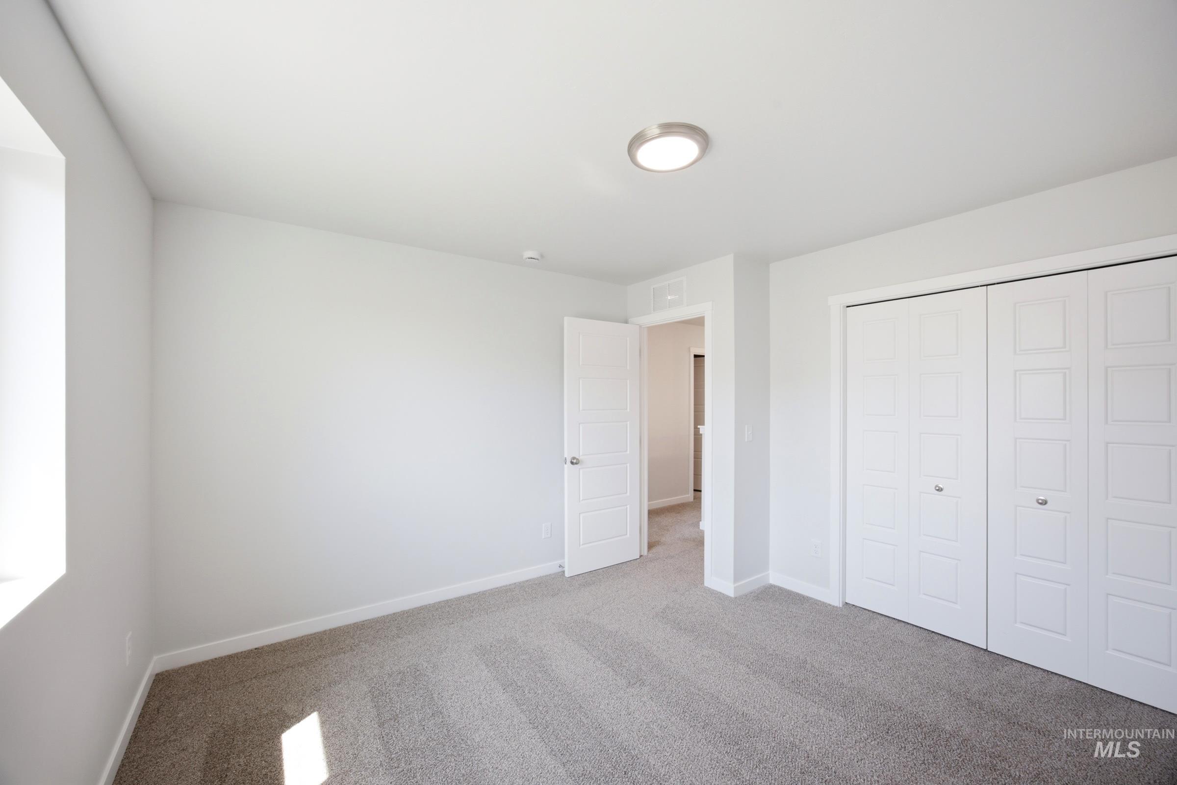 10793 Greensboro St, Caldwell, Idaho 83605, 3 Bedrooms, 2.5 Bathrooms, Residential For Sale, Price $383,990, 98997629