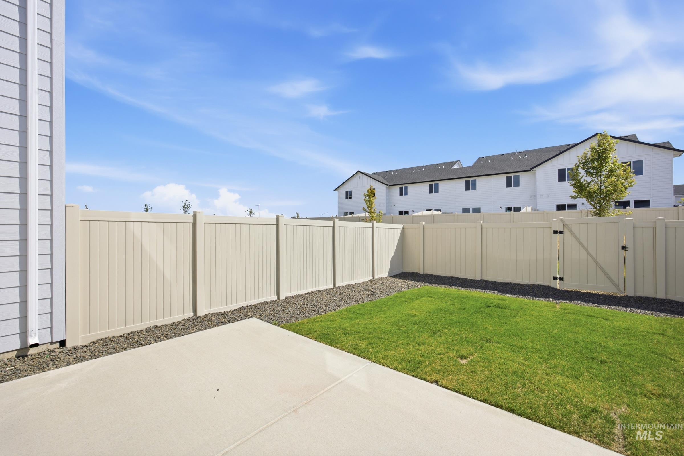 10787 Greensboro St, Caldwell, Idaho 83605, 3 Bedrooms, 2.5 Bathrooms, Residential For Sale, Price $374,990, 98997630