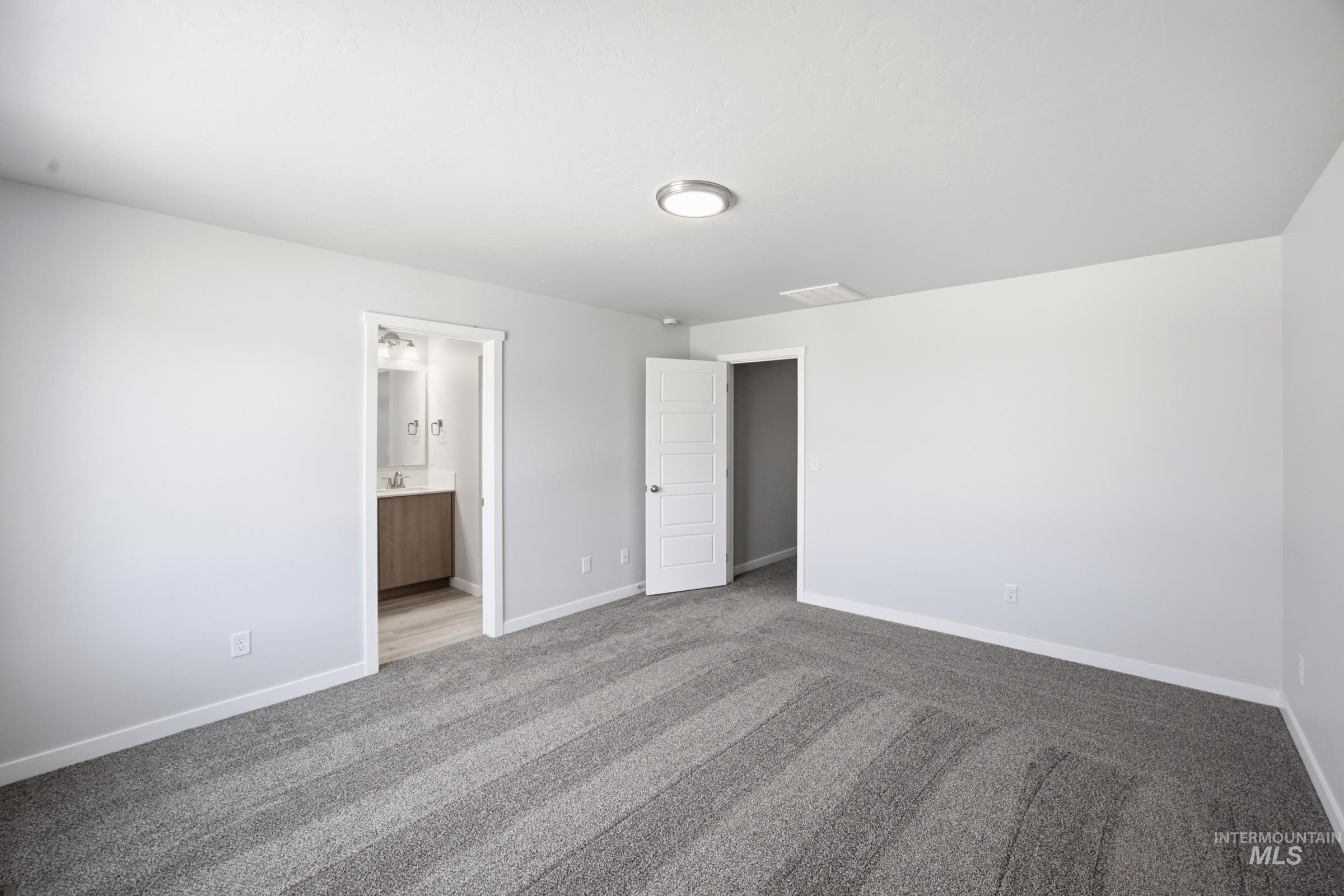 10781 Greensboro St, Caldwell, Idaho 83605, 3 Bedrooms, 2.5 Bathrooms, Residential For Sale, Price $384,990, 98997631