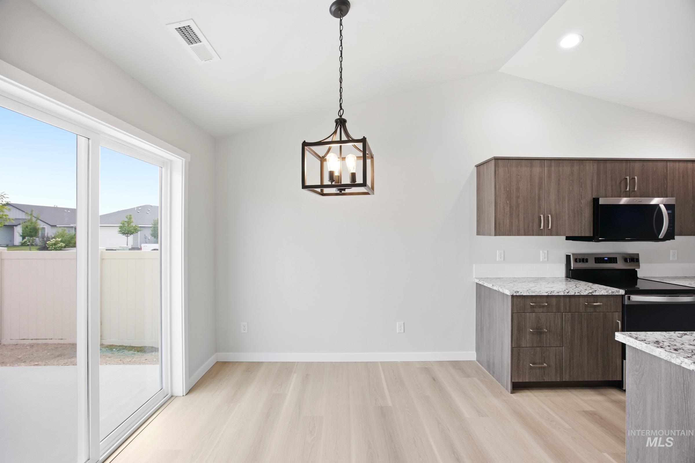 74 N Tideberry Ave, Kuna, Idaho 83634, 3 Bedrooms, 2 Bathrooms, Residential For Sale, Price $402,990, 98997652